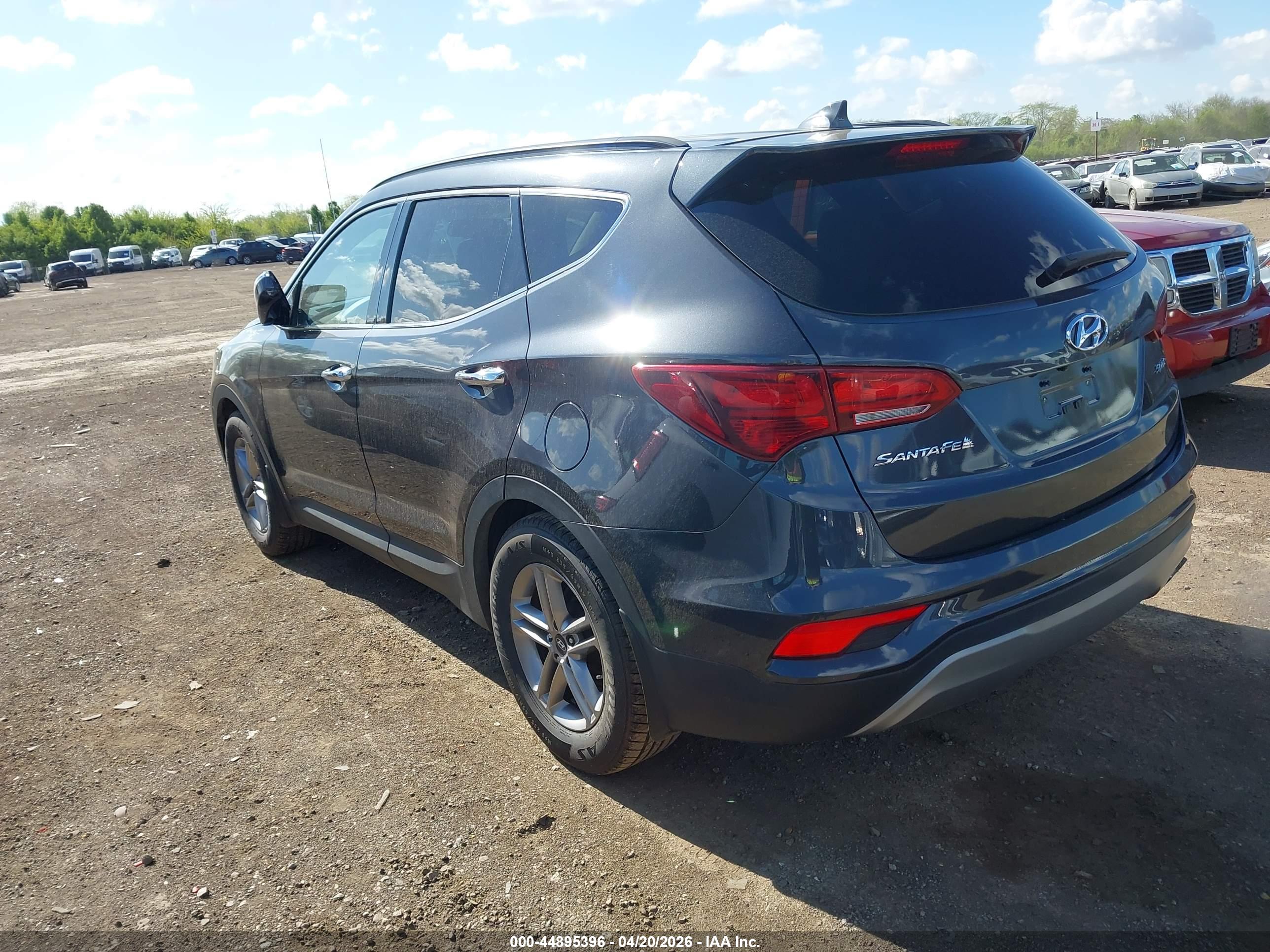 HYUNDAI SANTA image 3