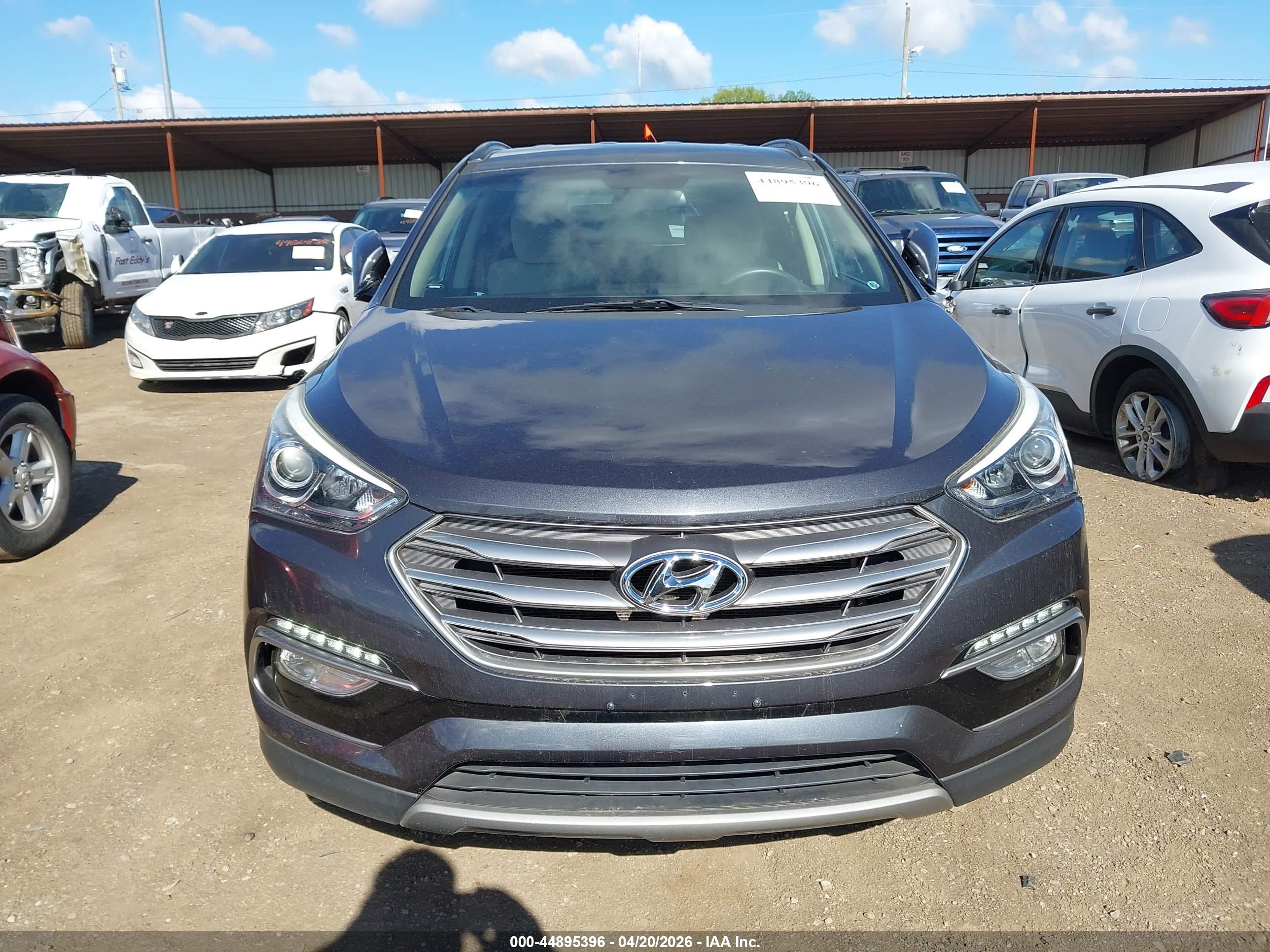 HYUNDAI SANTA image 6