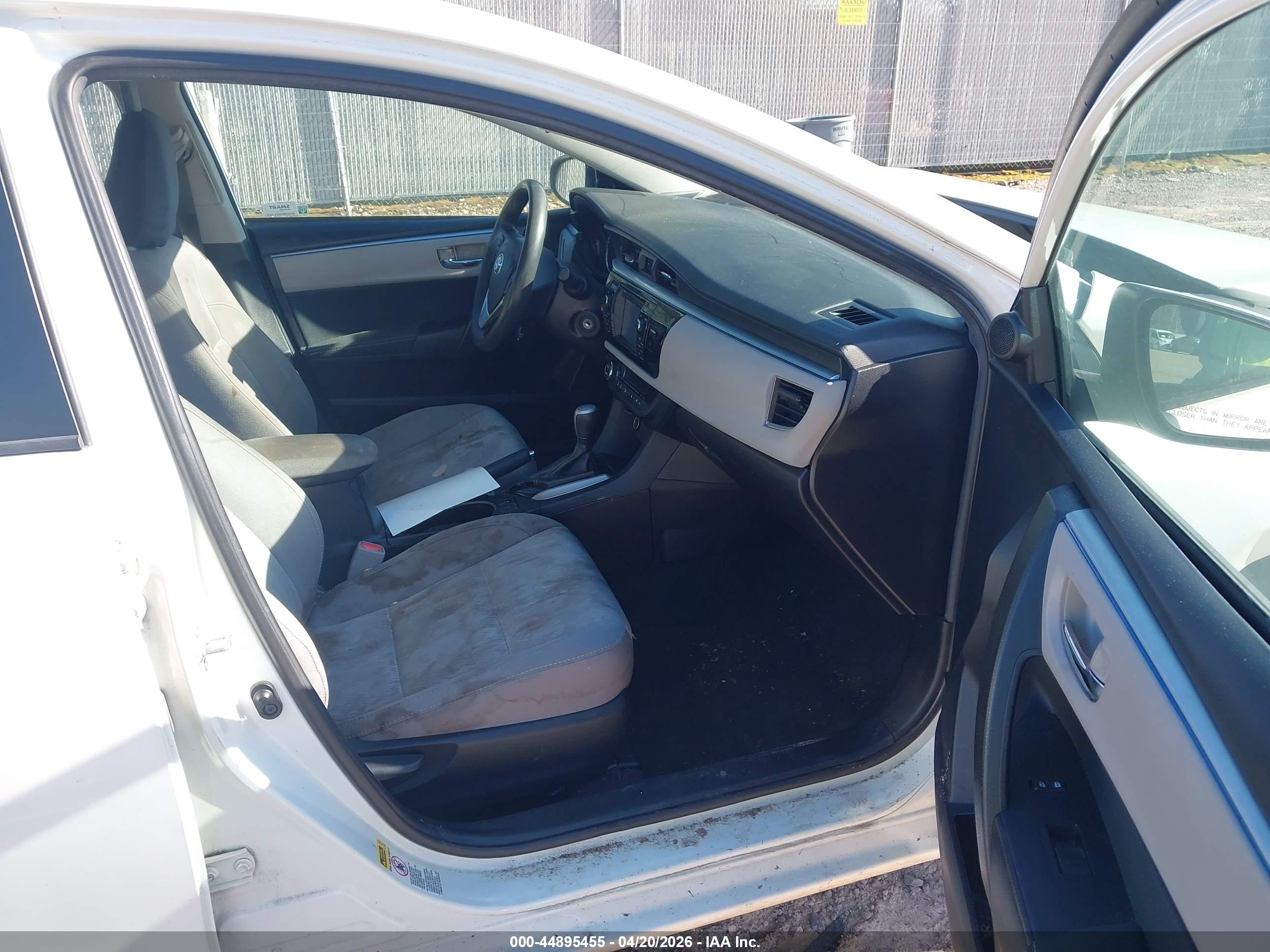 TOYOTA COROLLA image 5