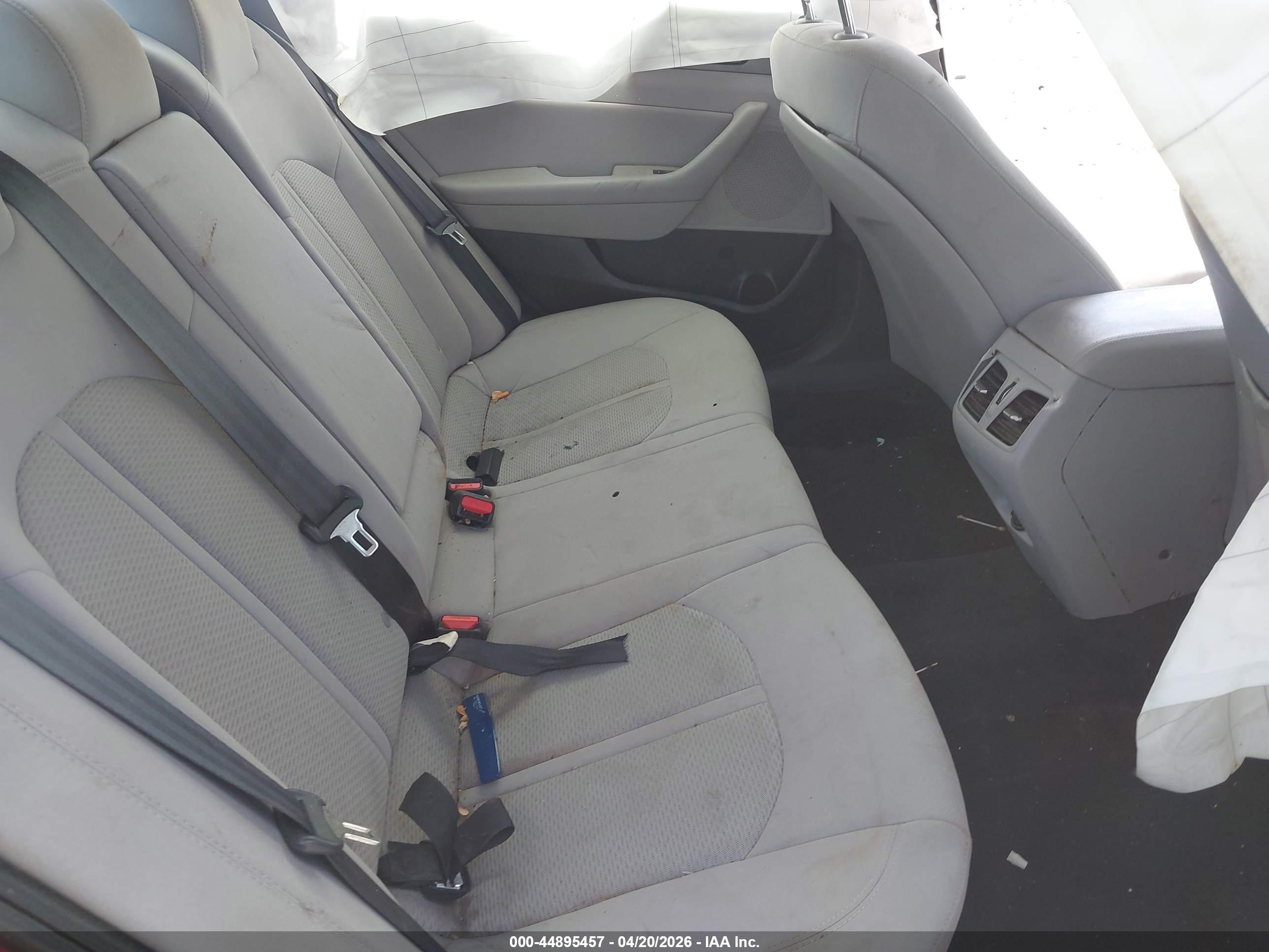 HYUNDAI SONATA image 8