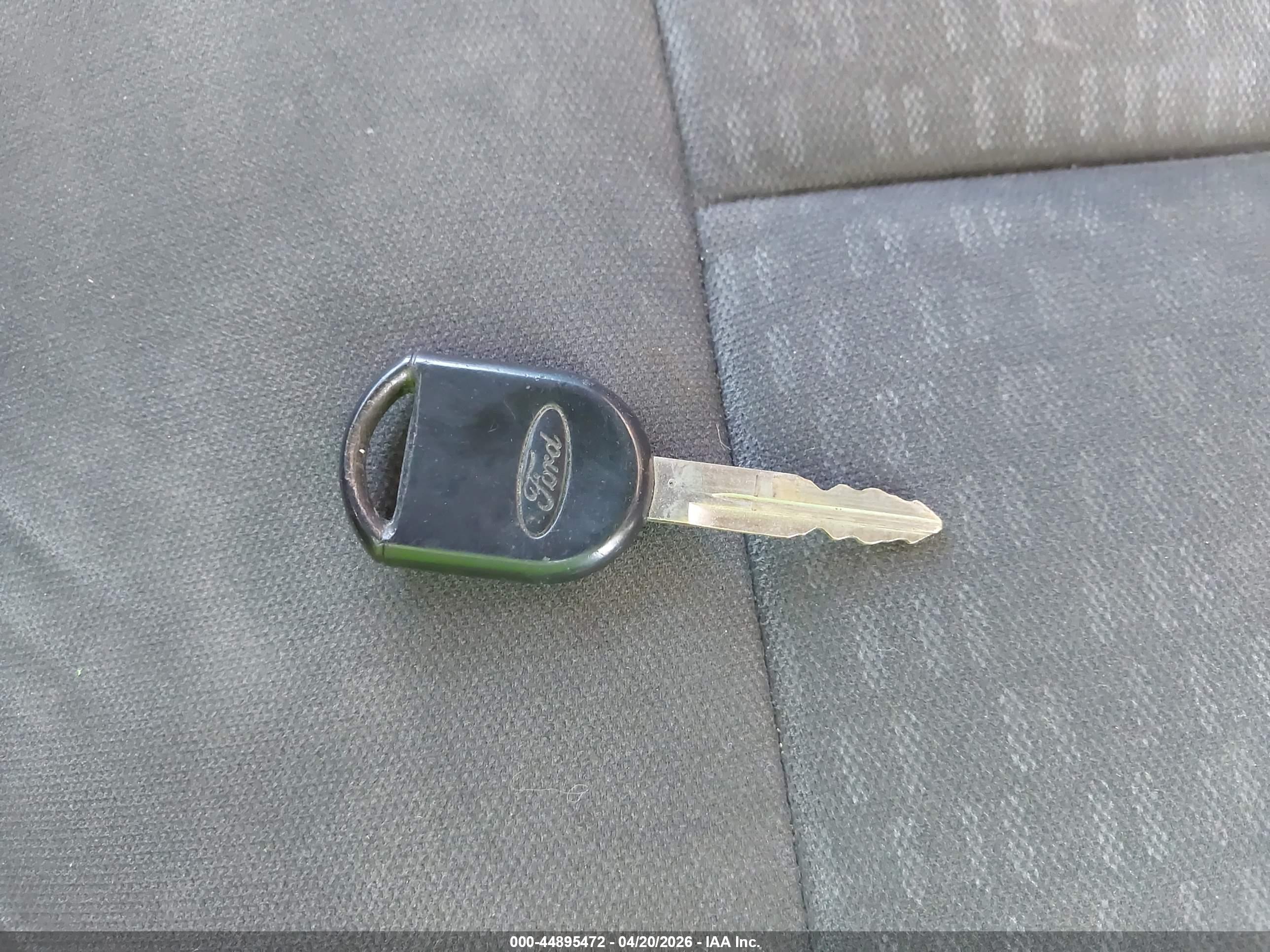 FORD EXPEDITION image 11