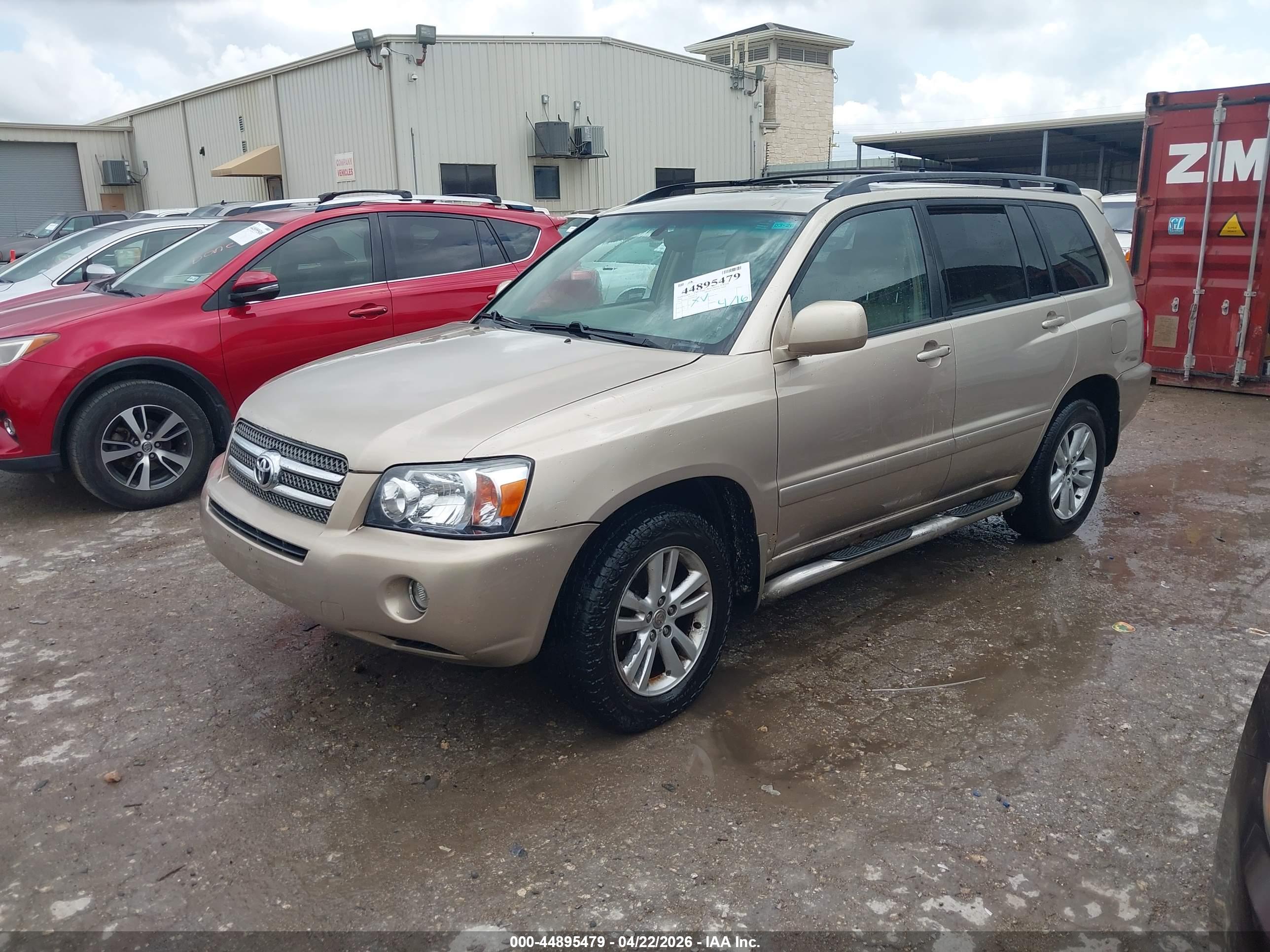 TOYOTA HIGHLANDER image 2