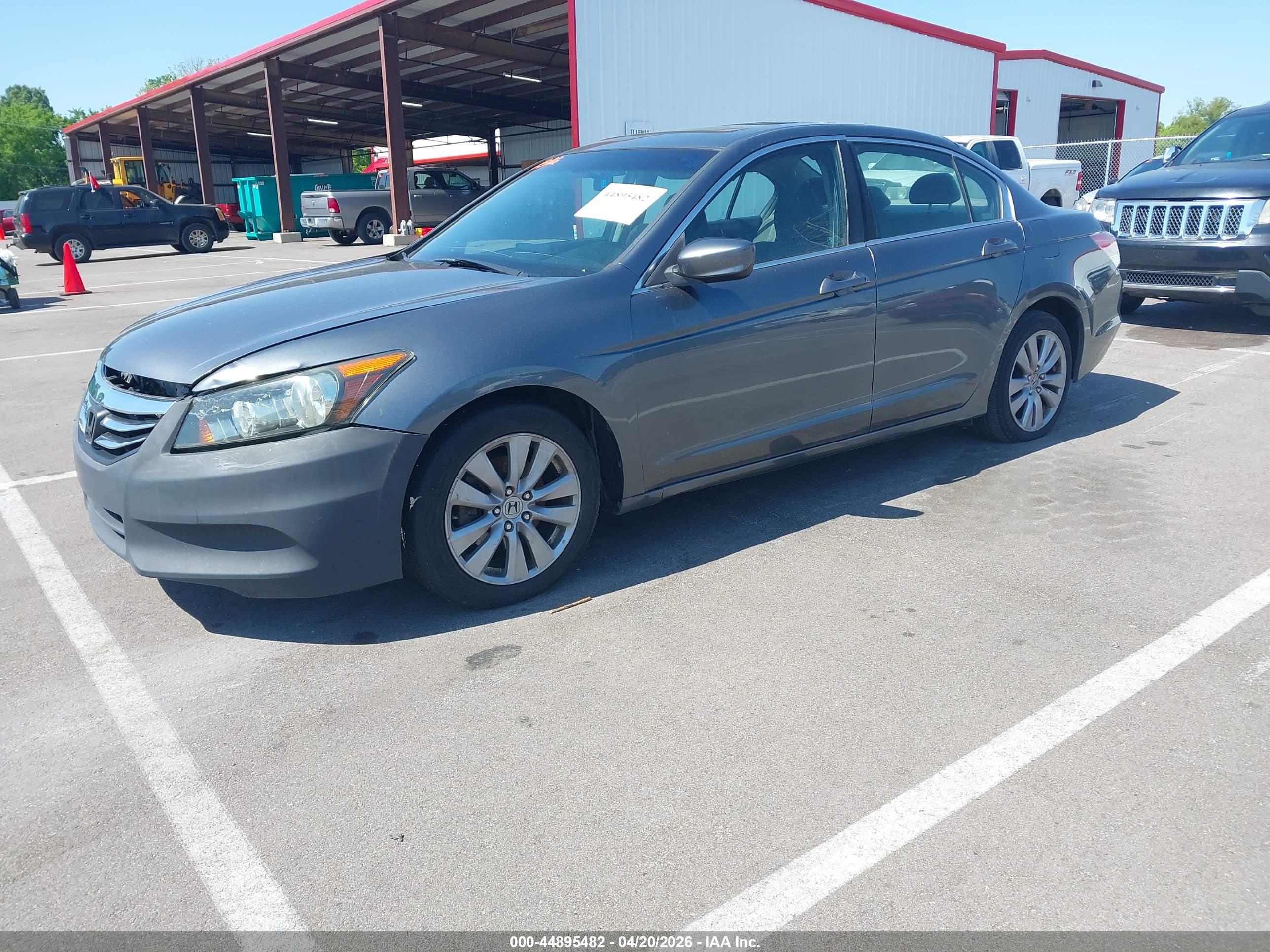 HONDA ACCORD image 2