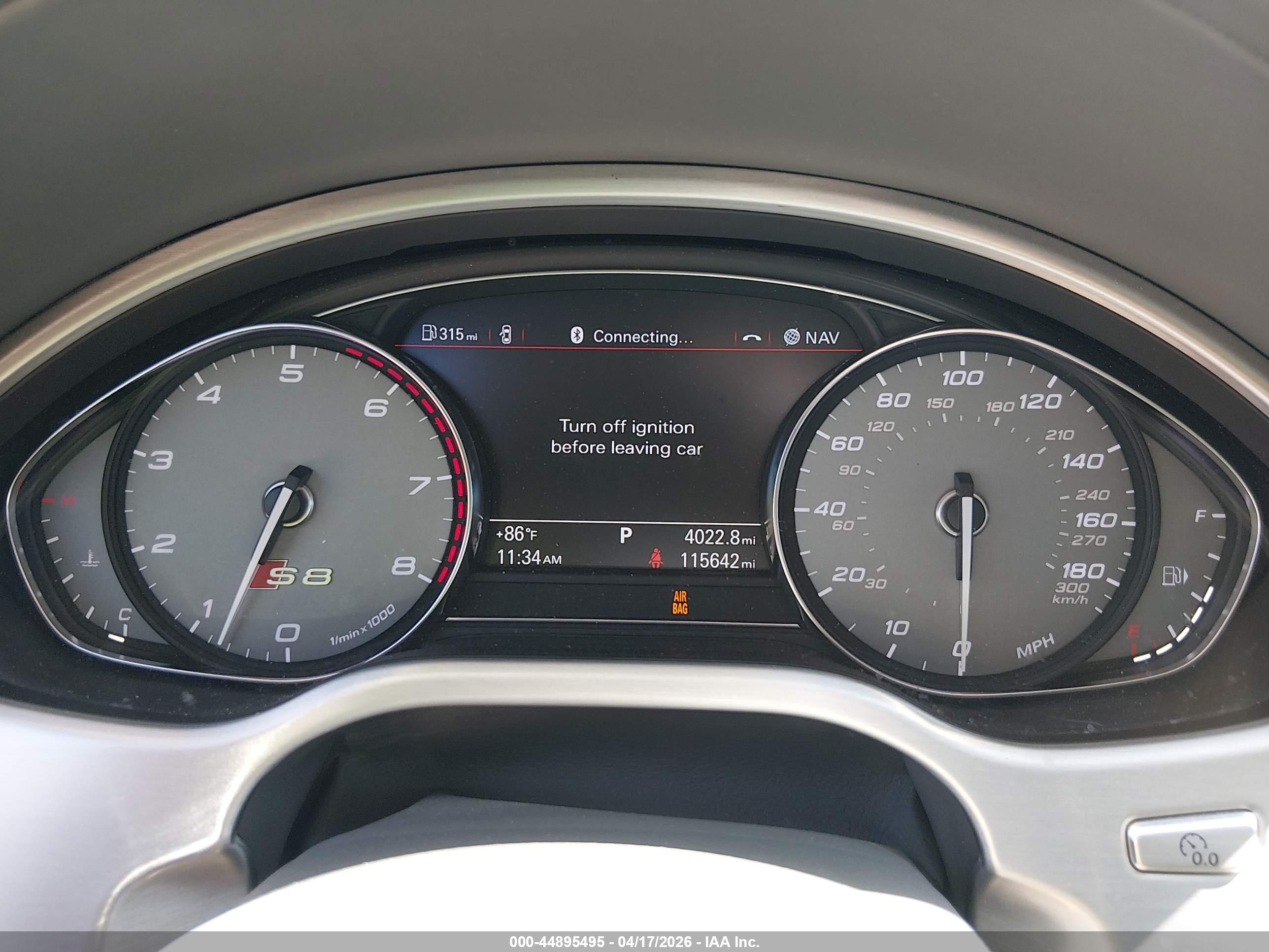 AUDI S8 image 7
