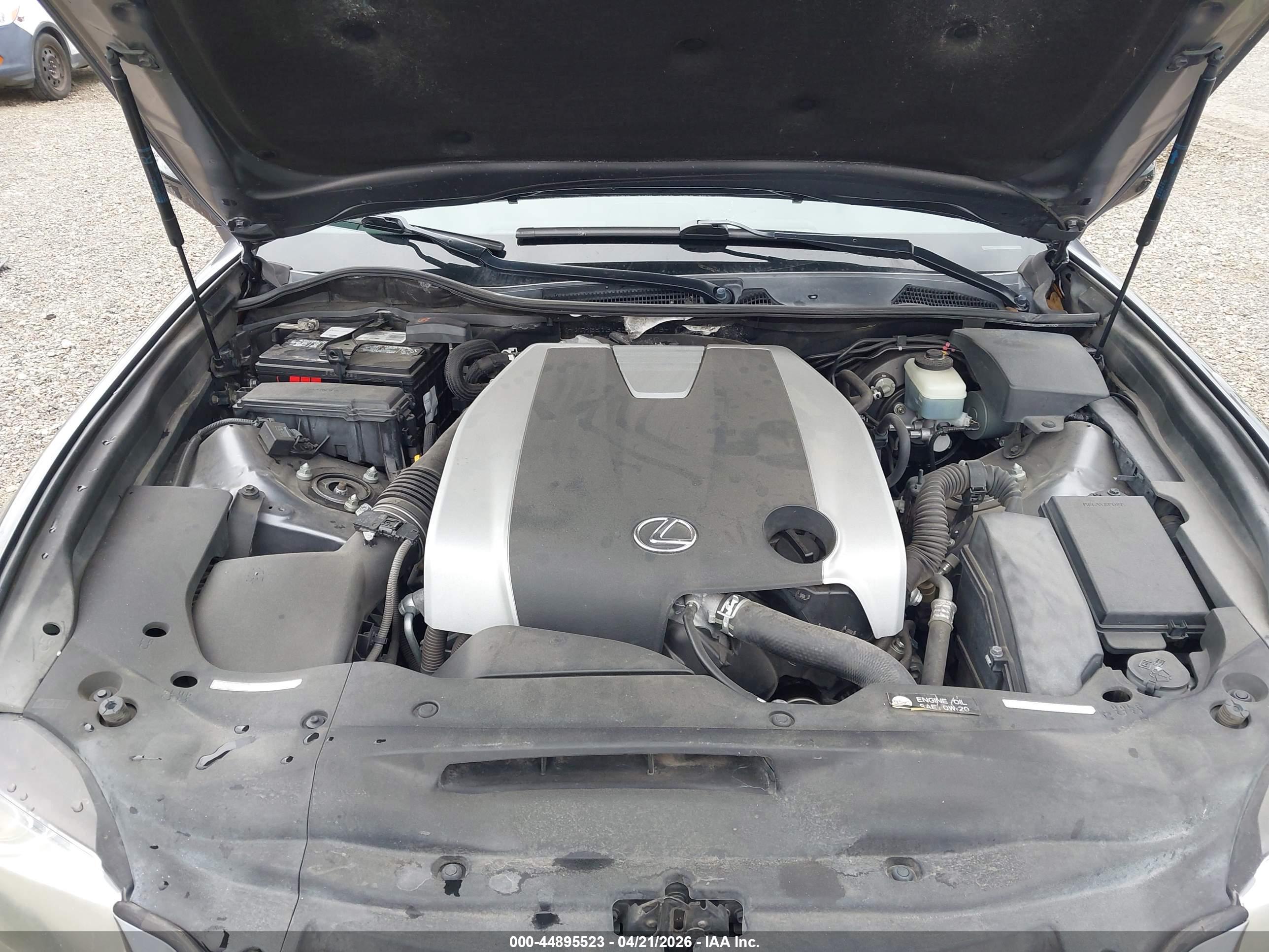 LEXUS GS image 10
