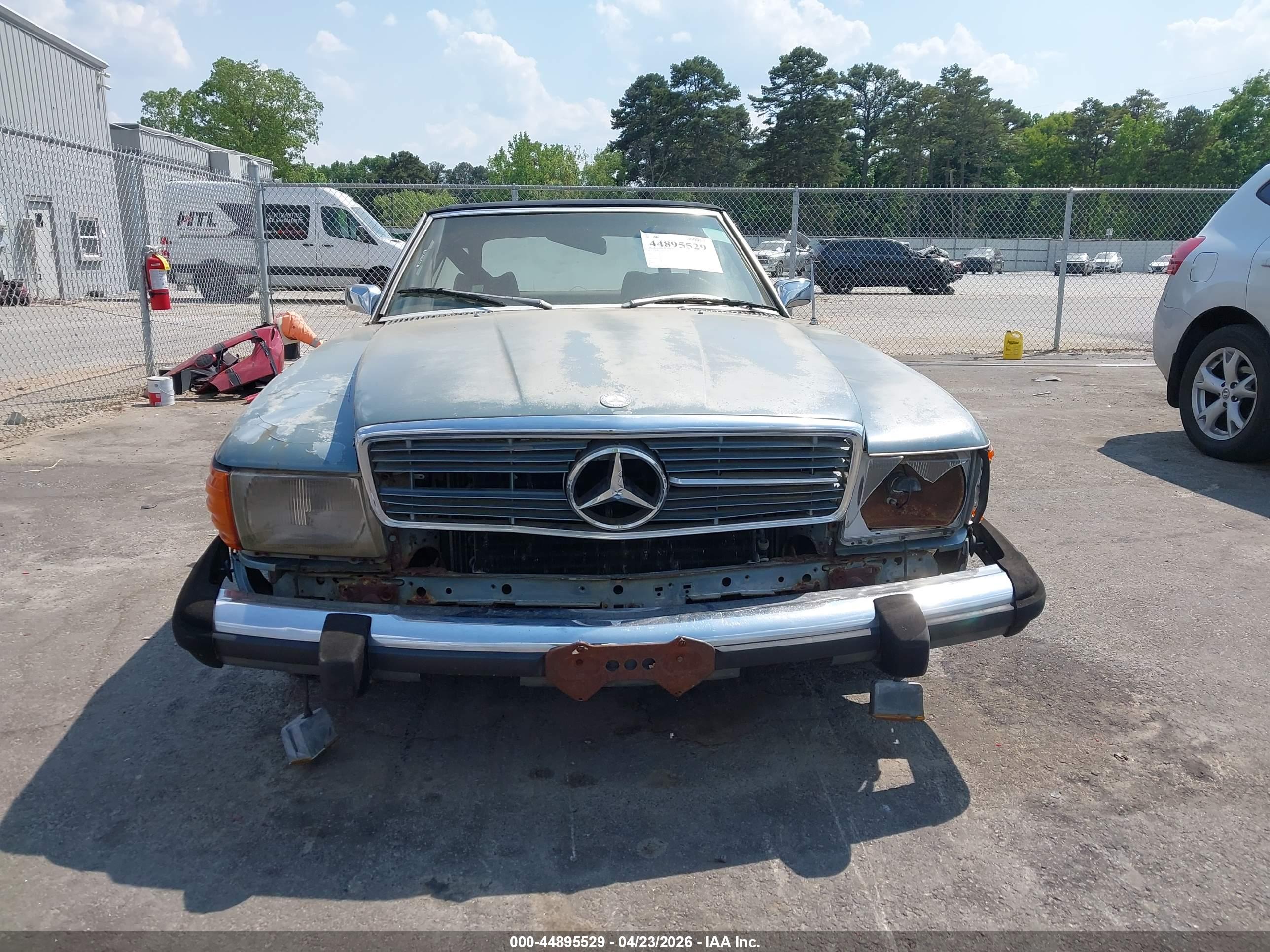 MERCEDES-BENZ SL-CLASS image 6