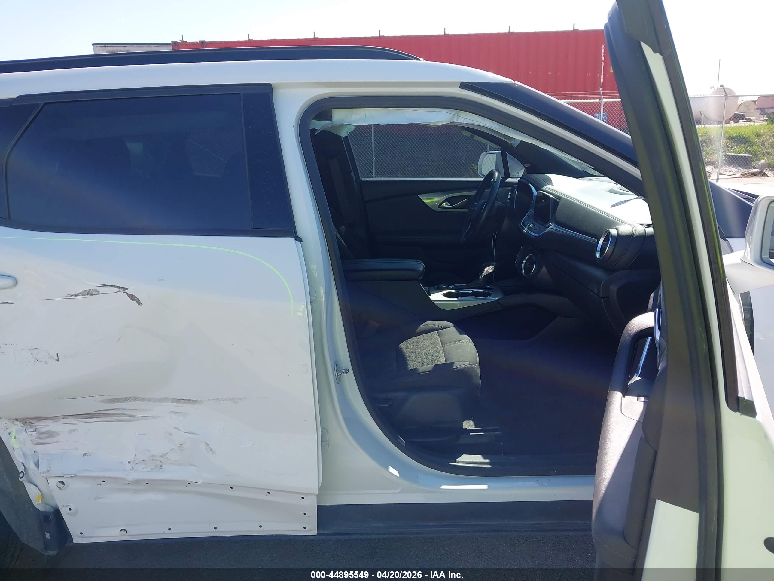 CHEVROLET BLAZER image 5