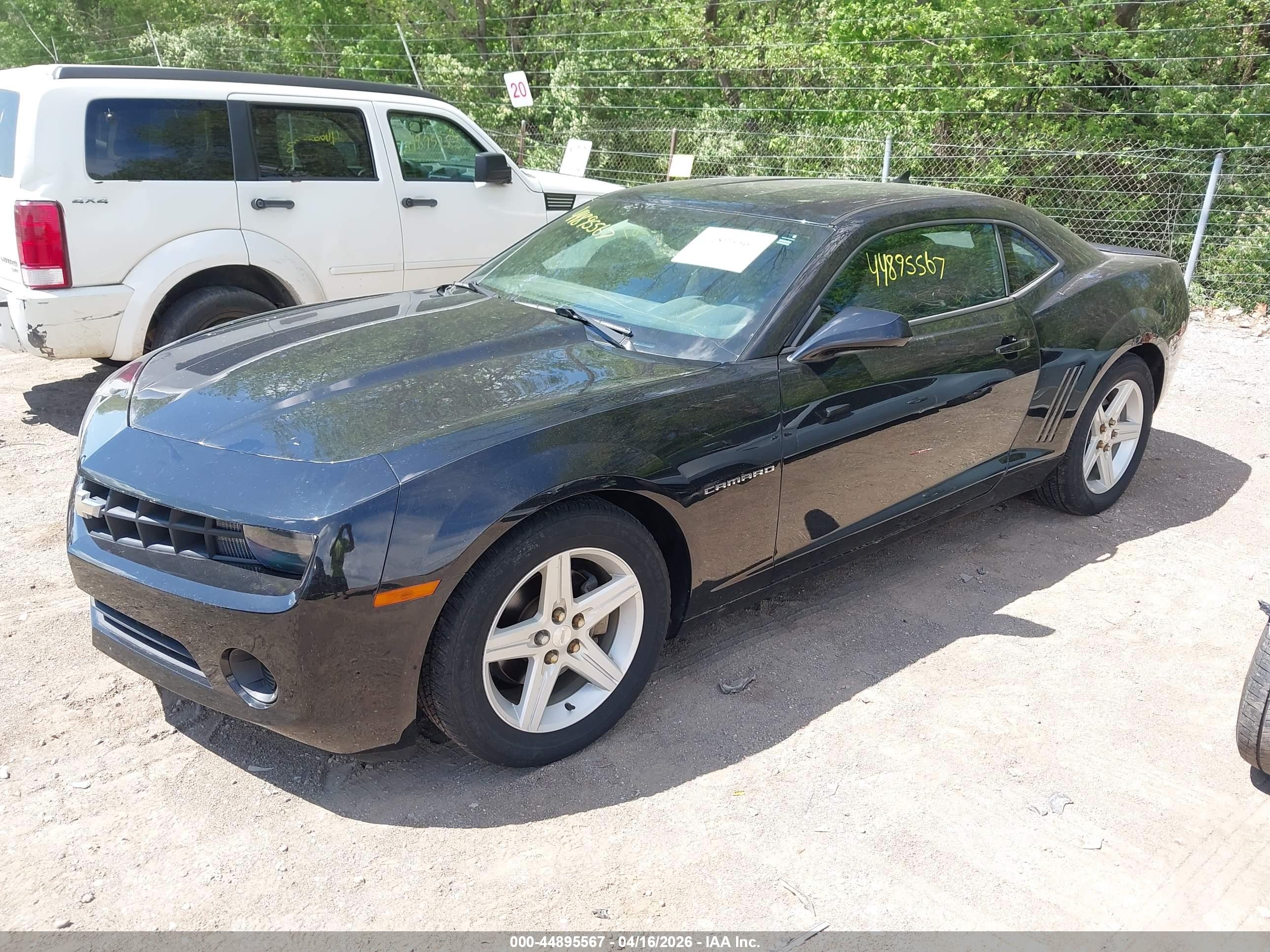 CHEVROLET CAMARO image 2