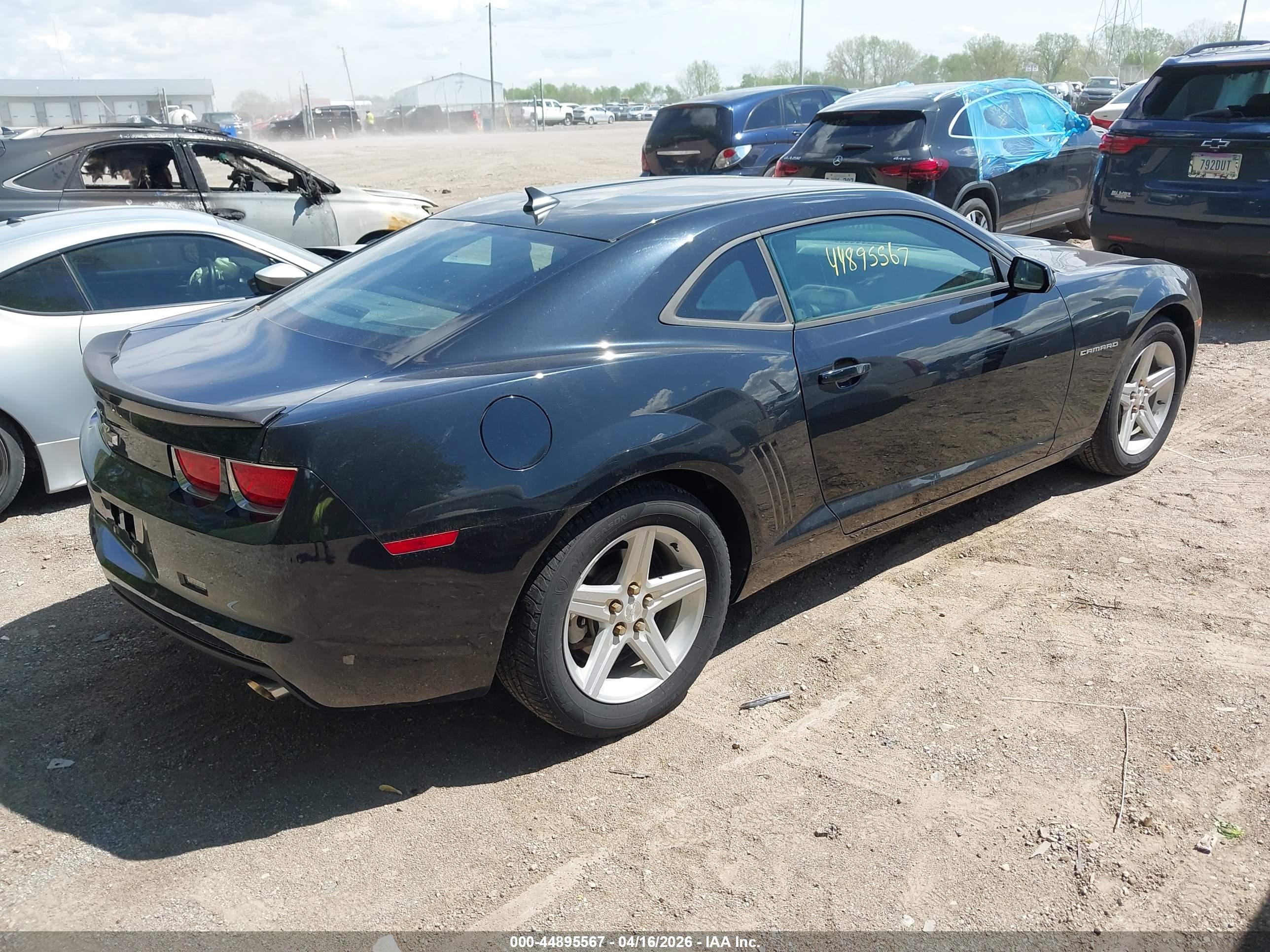 CHEVROLET CAMARO image 4