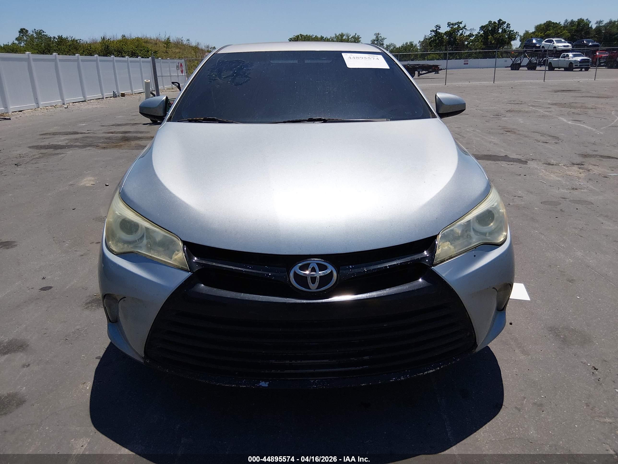 TOYOTA CAMRY image 6