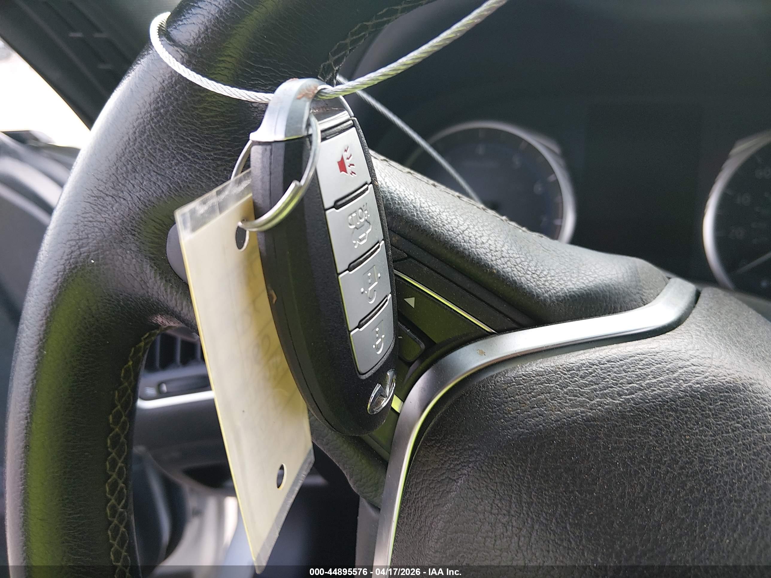 INFINITI Q60 image 11