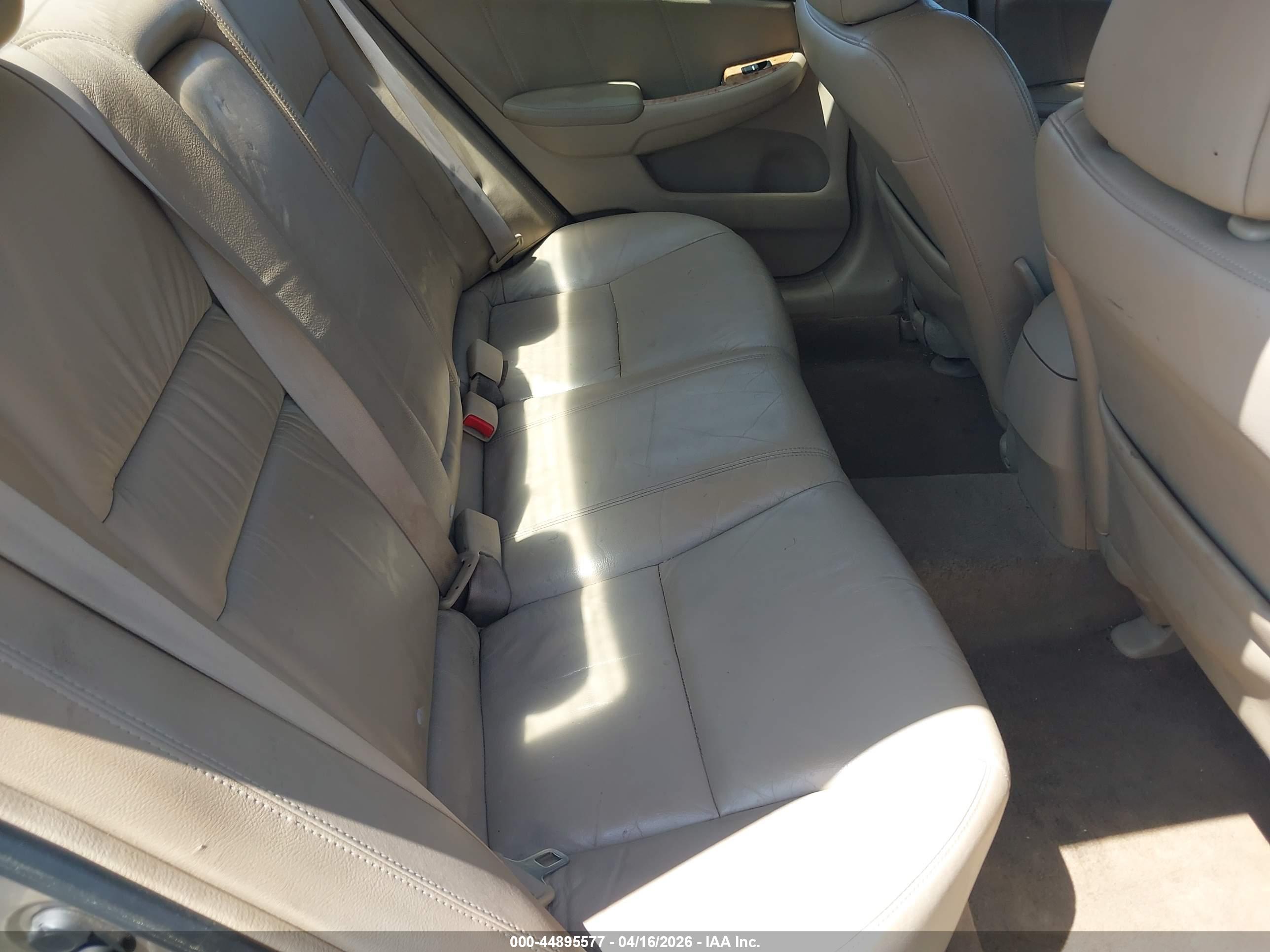 HONDA ACCORD image 8
