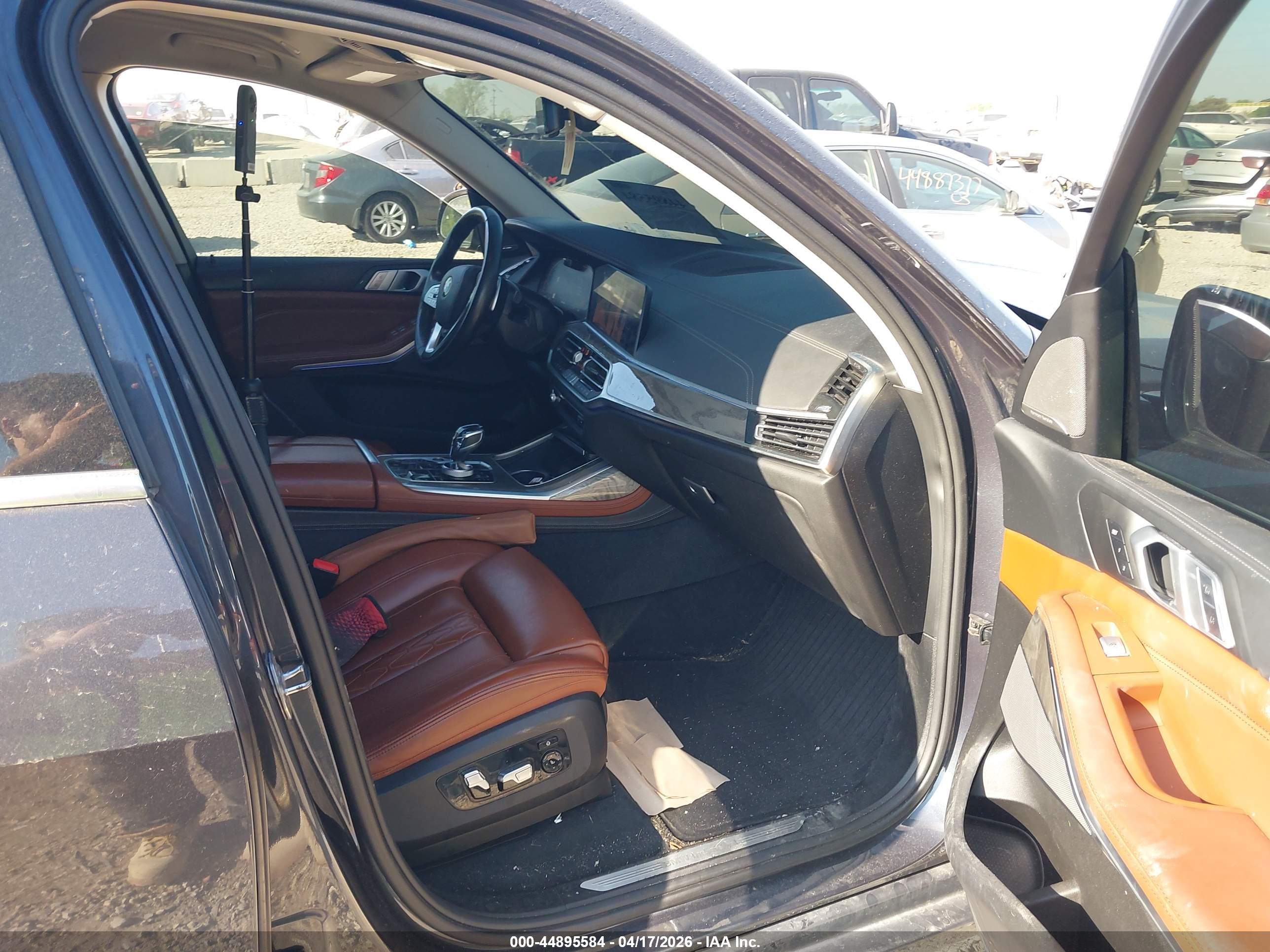 BMW X7 image 5
