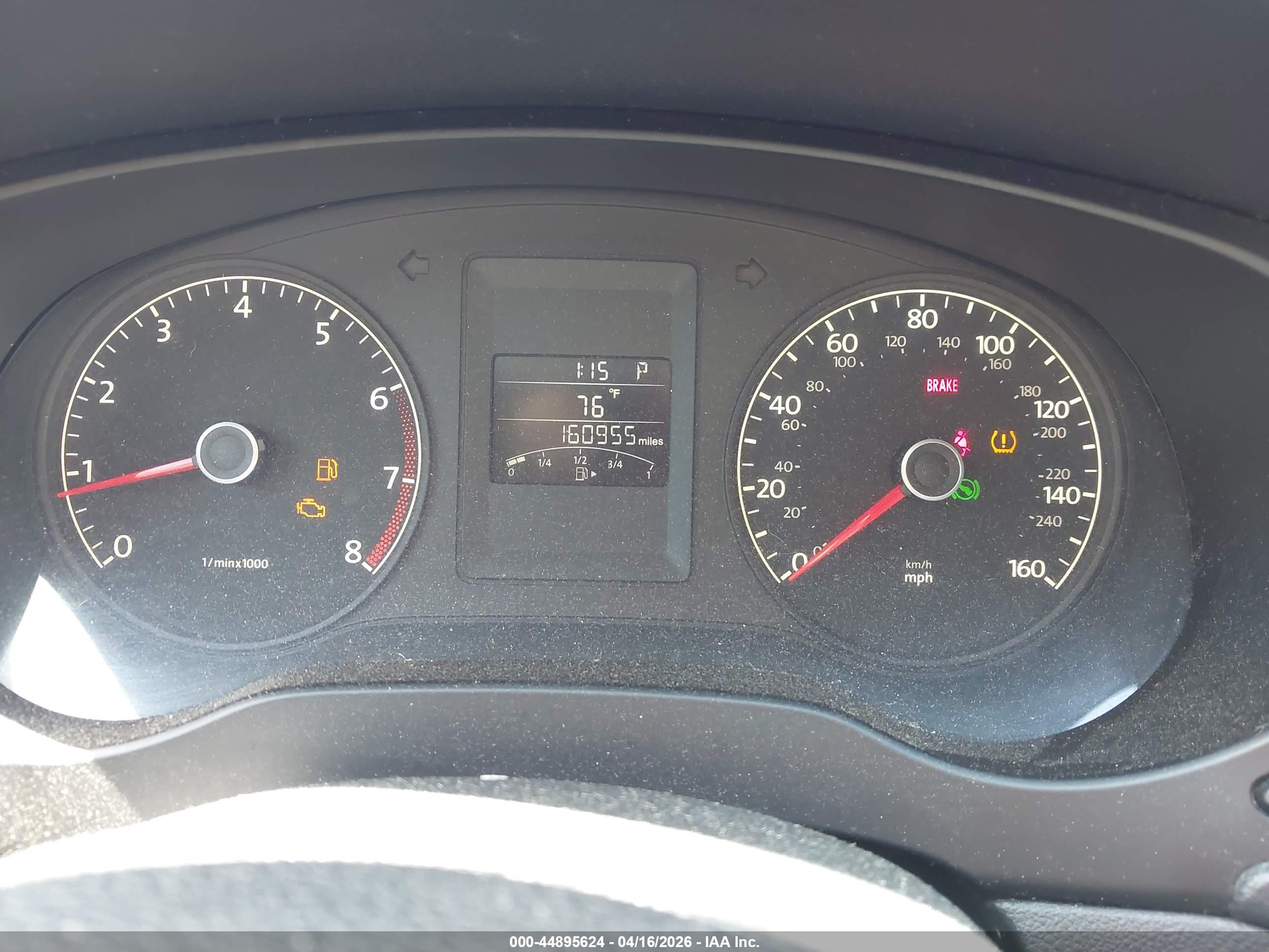 VOLKSWAGEN JETTA image 7