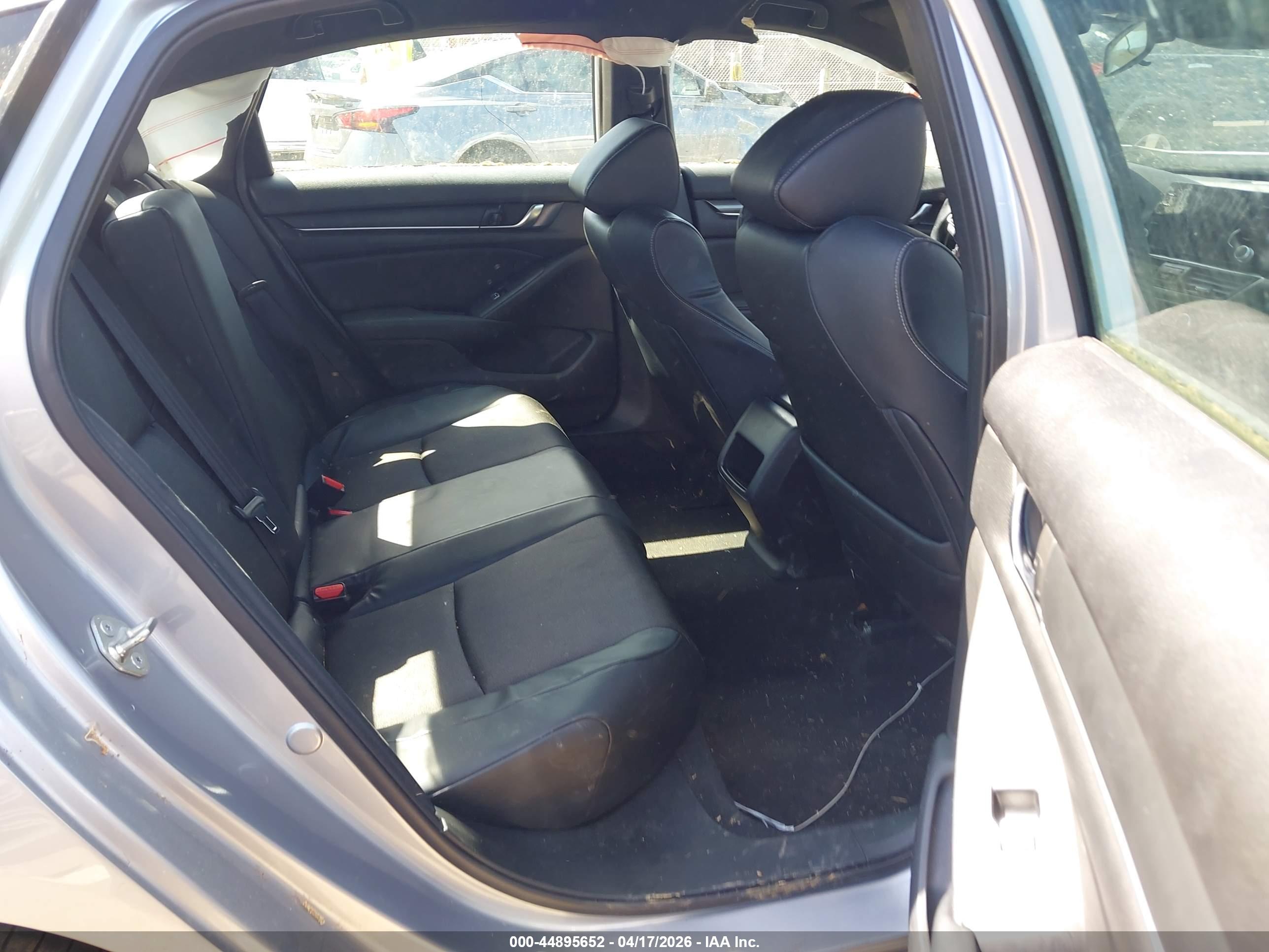HONDA ACCORD image 8