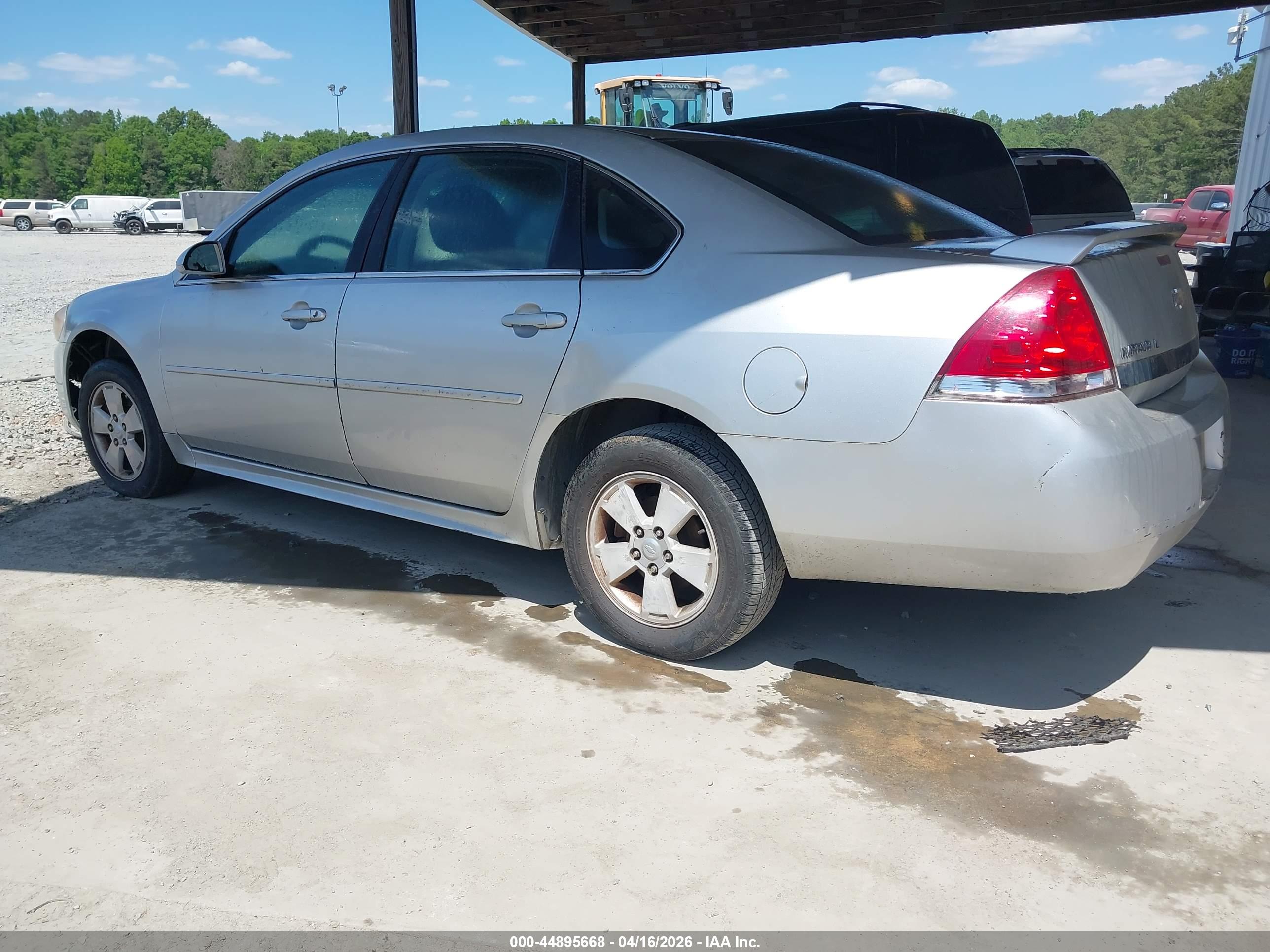 CHEVROLET IMPALA image 3