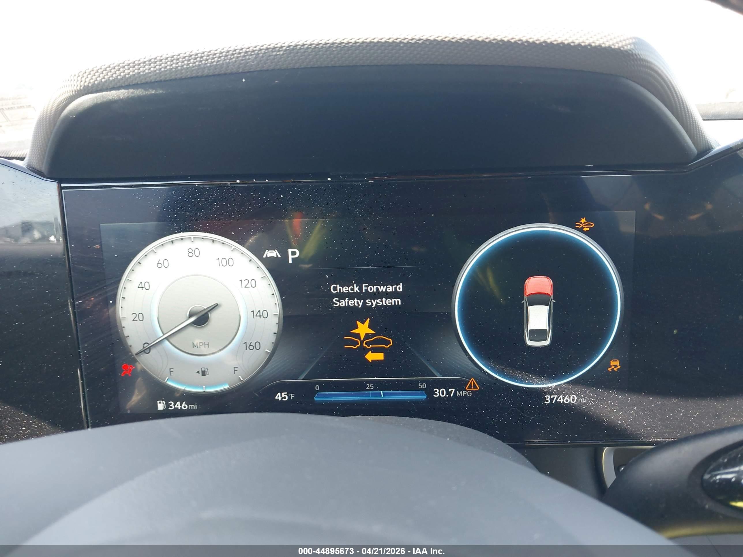 HYUNDAI ELANTRA image 7