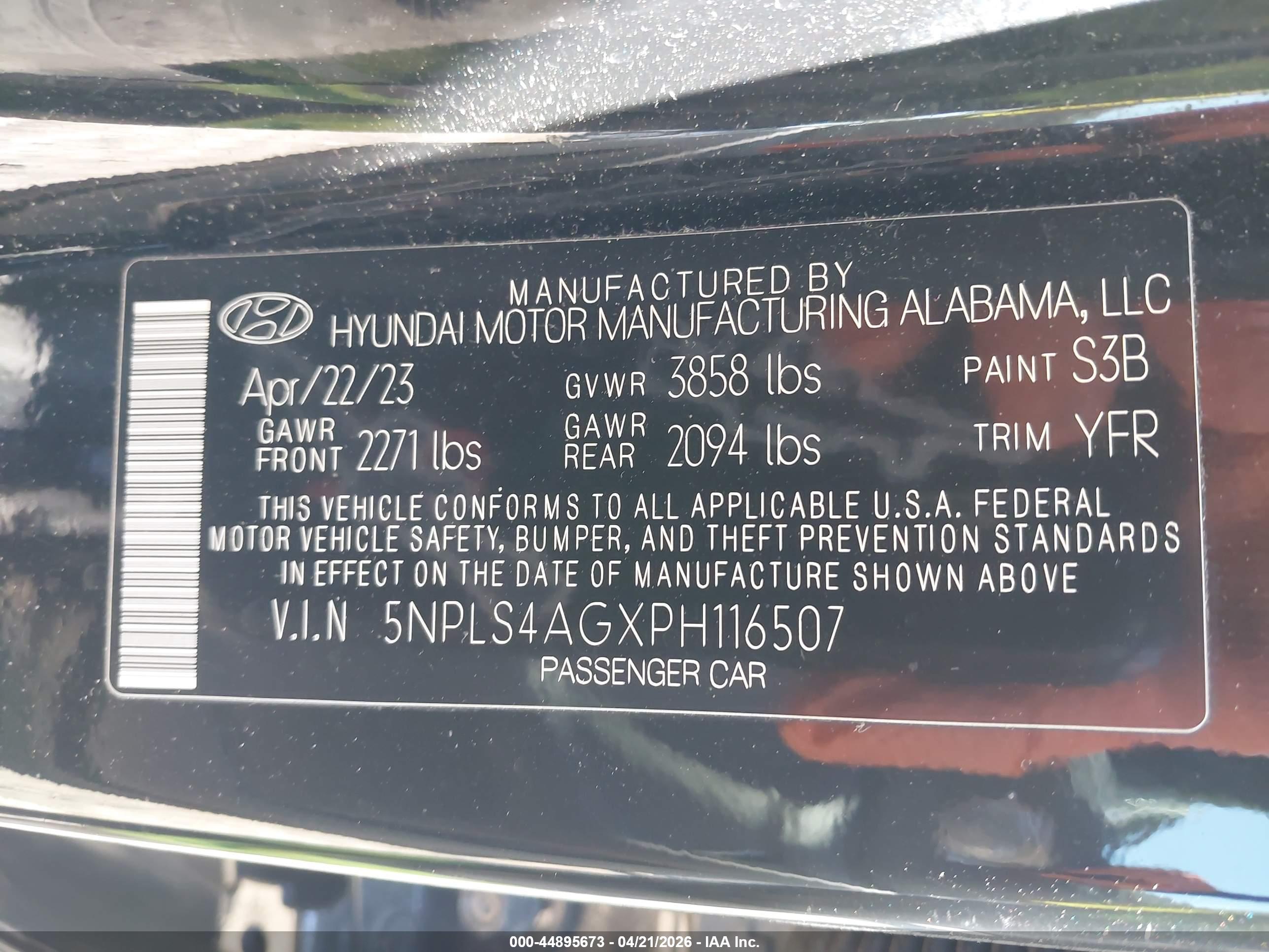 HYUNDAI ELANTRA image 9