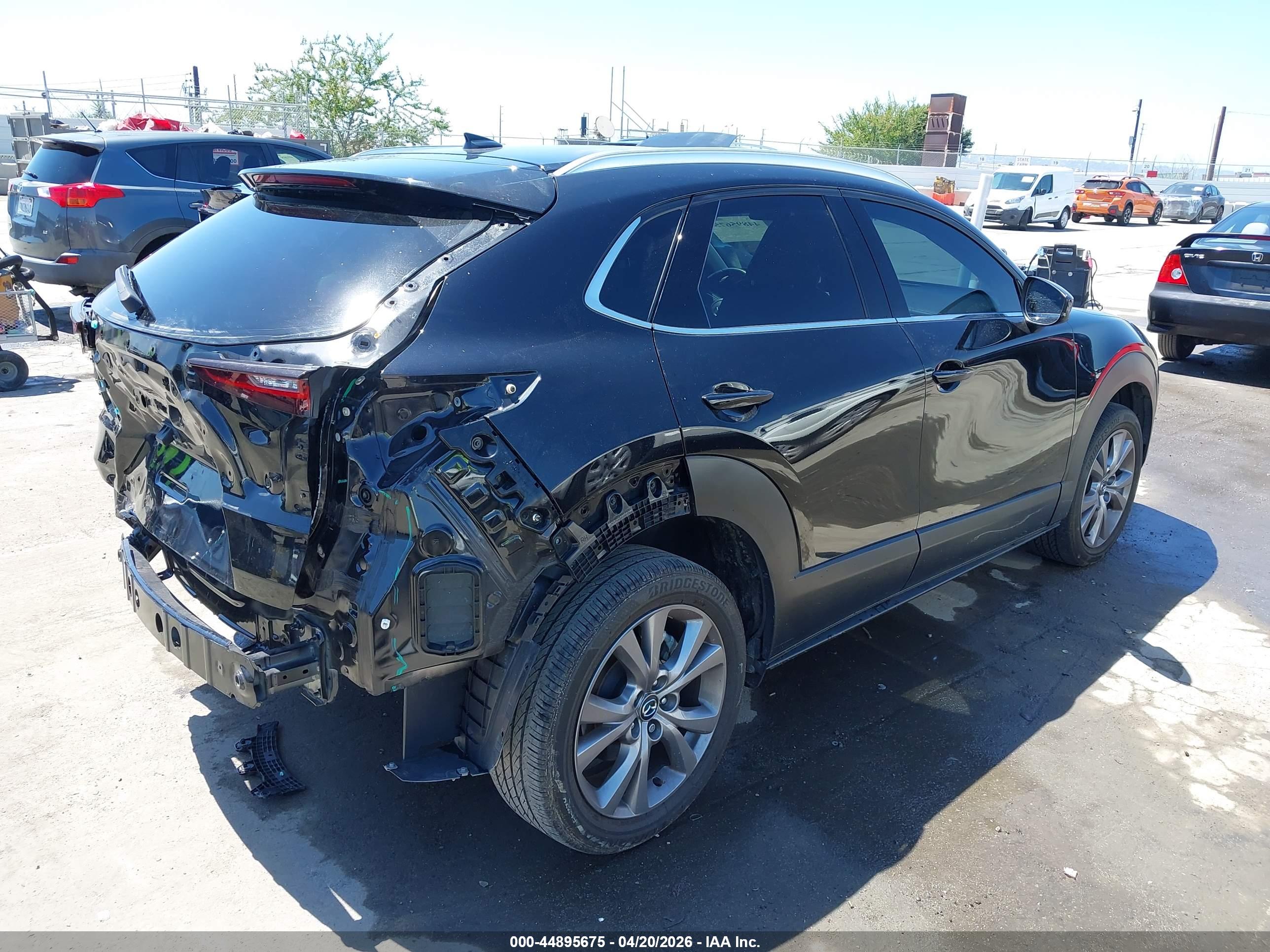 MAZDA CX-30 image 4