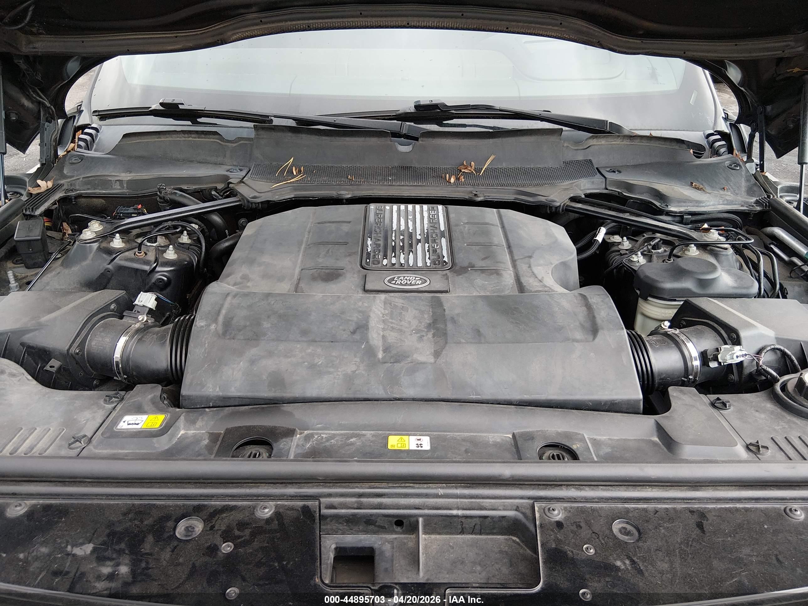 LAND ROVER image 10