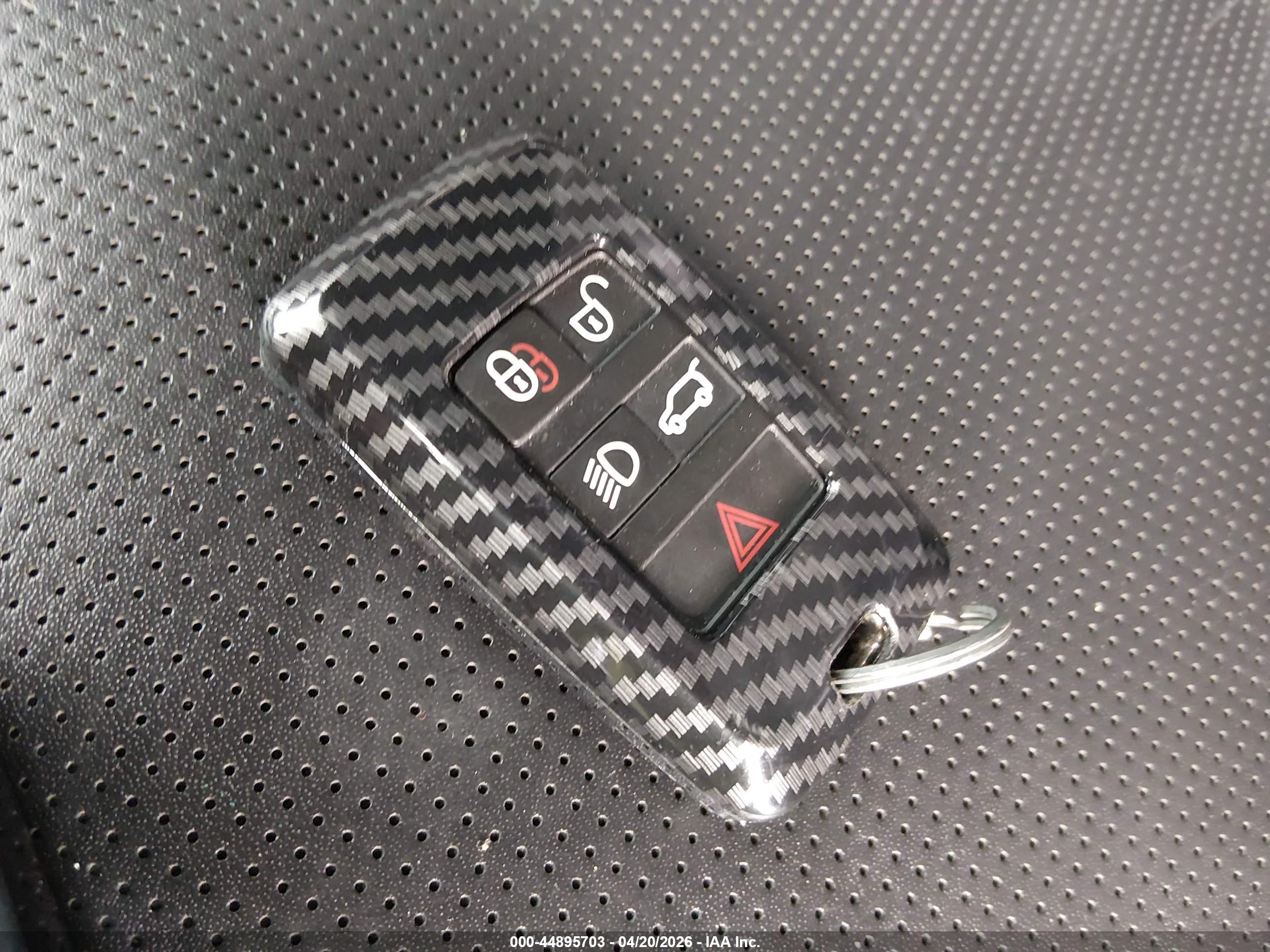 LAND ROVER image 11