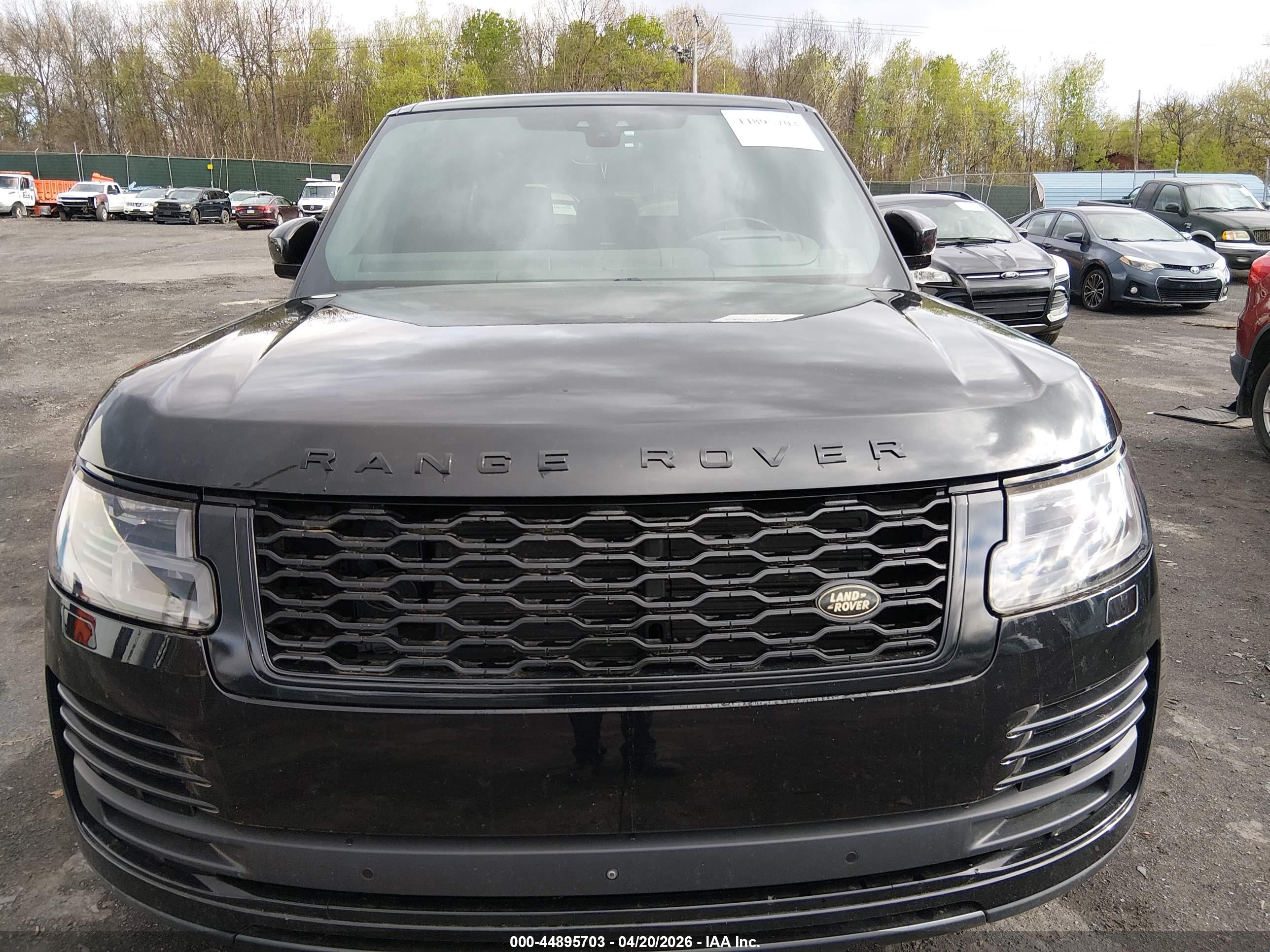 LAND ROVER image 6