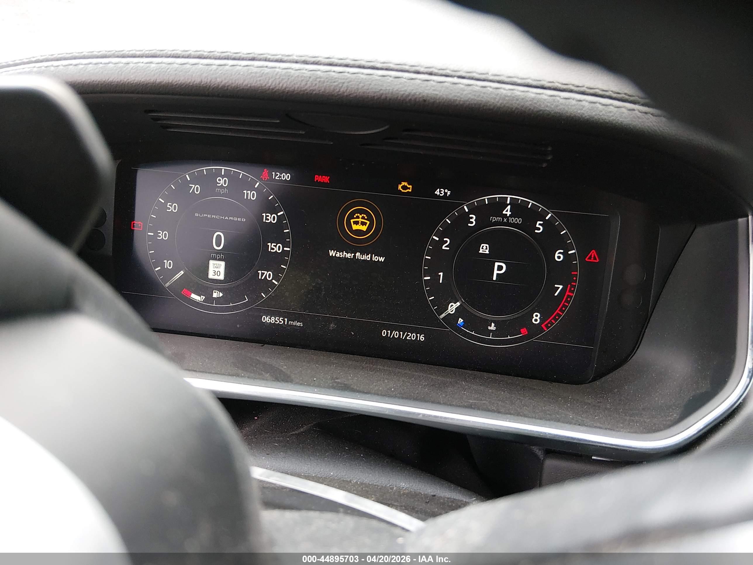 LAND ROVER image 7