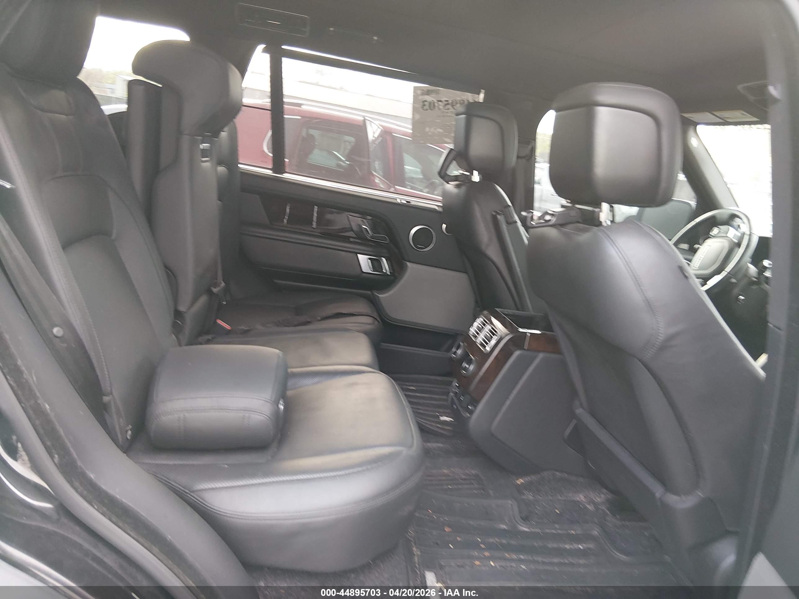 LAND ROVER image 8