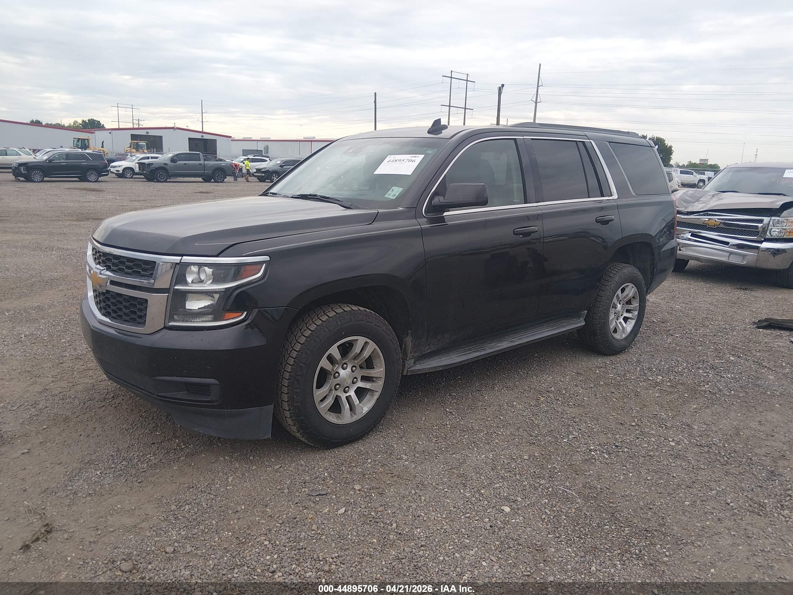 CHEVROLET TAHOE image 2