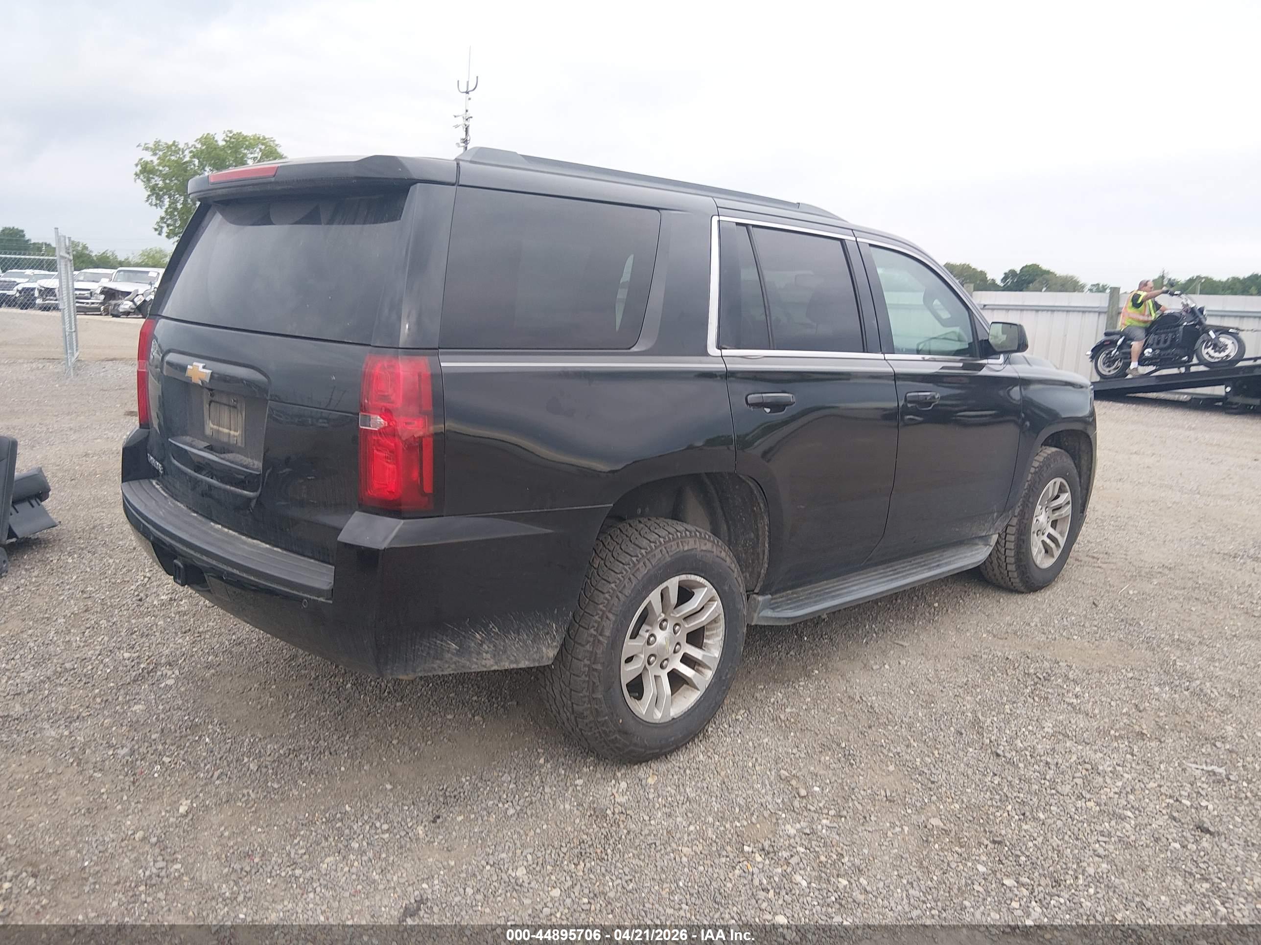 CHEVROLET TAHOE image 4