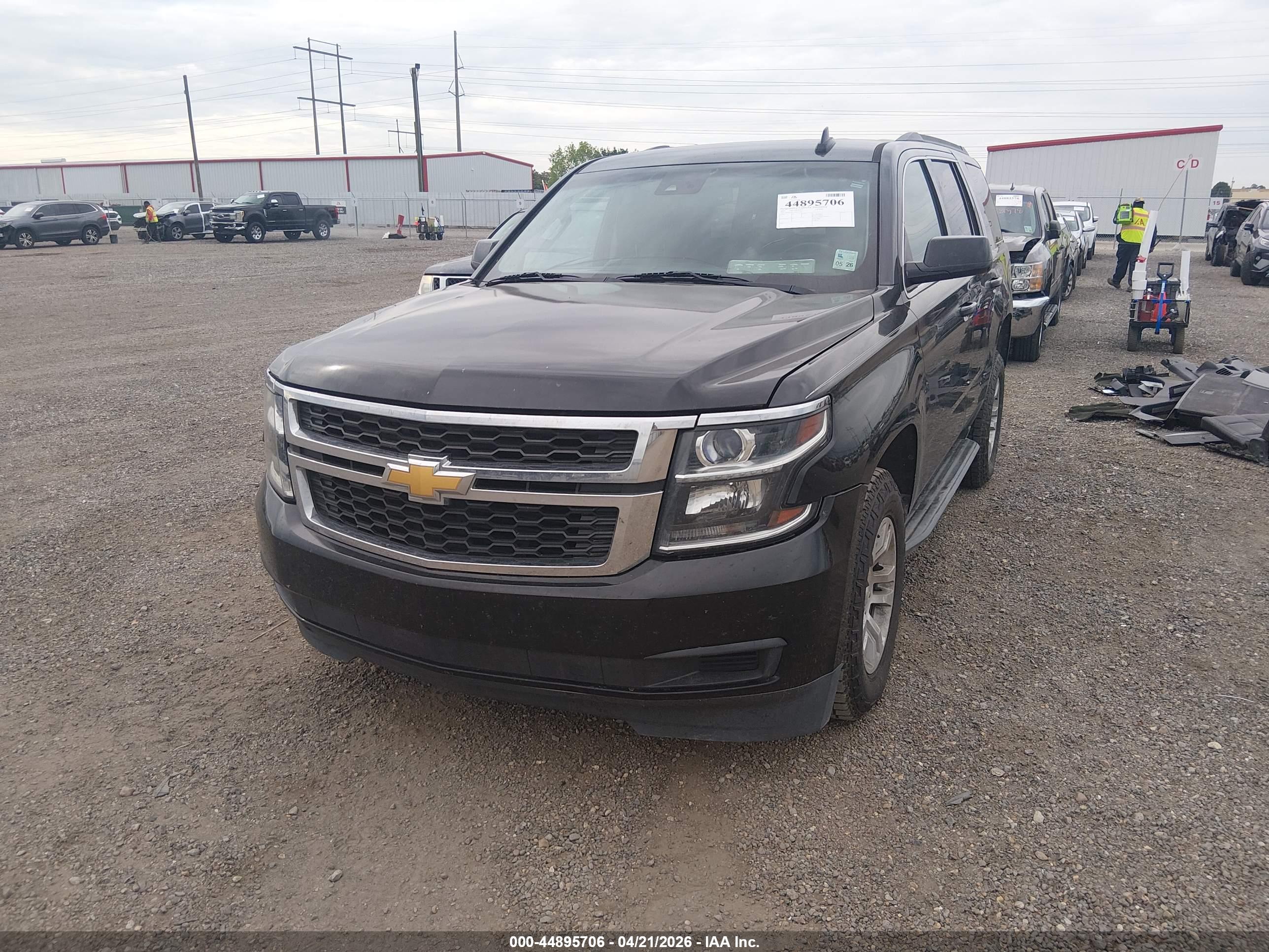 CHEVROLET TAHOE image 6