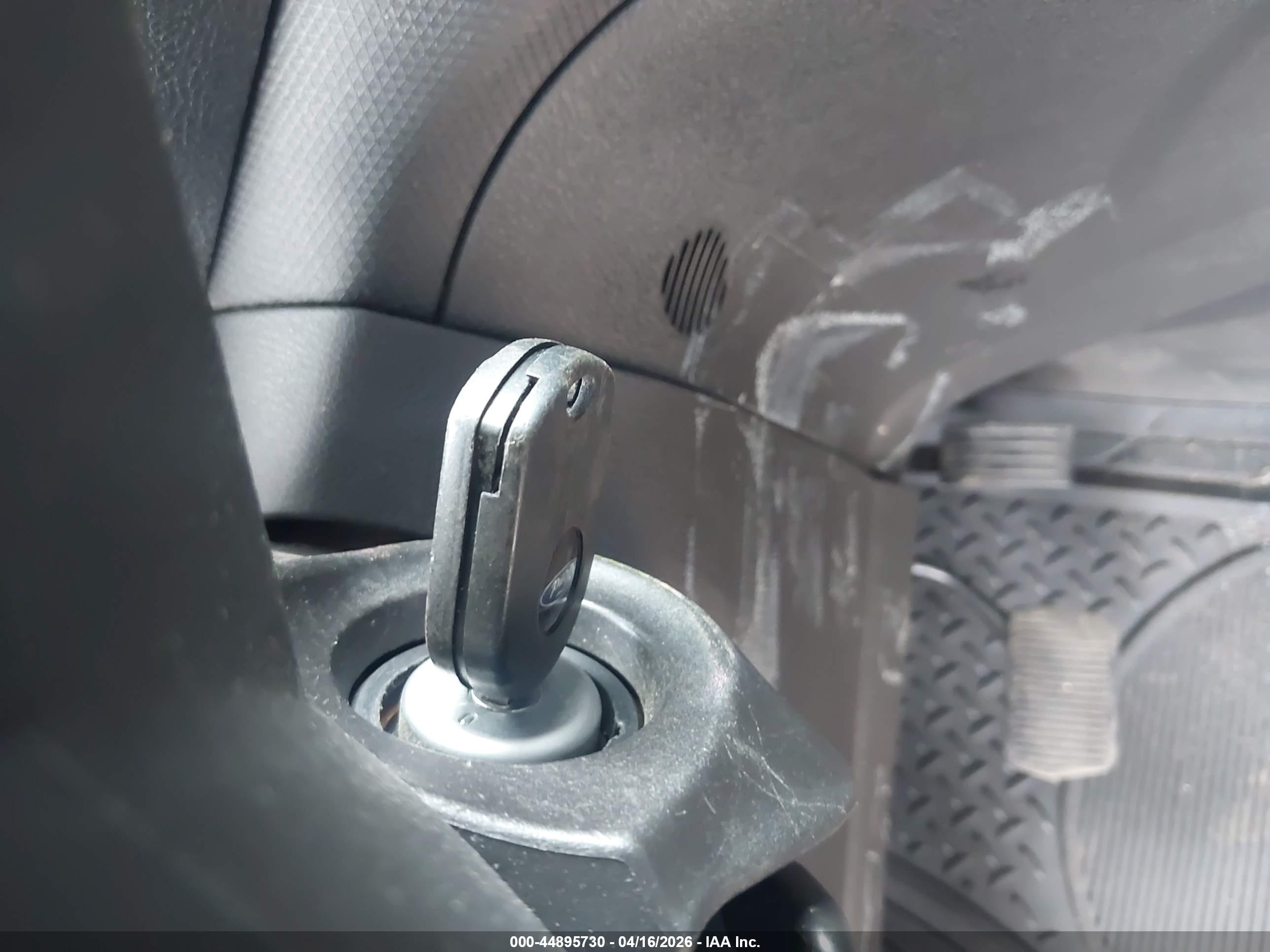 FORD TRANSIT image 11