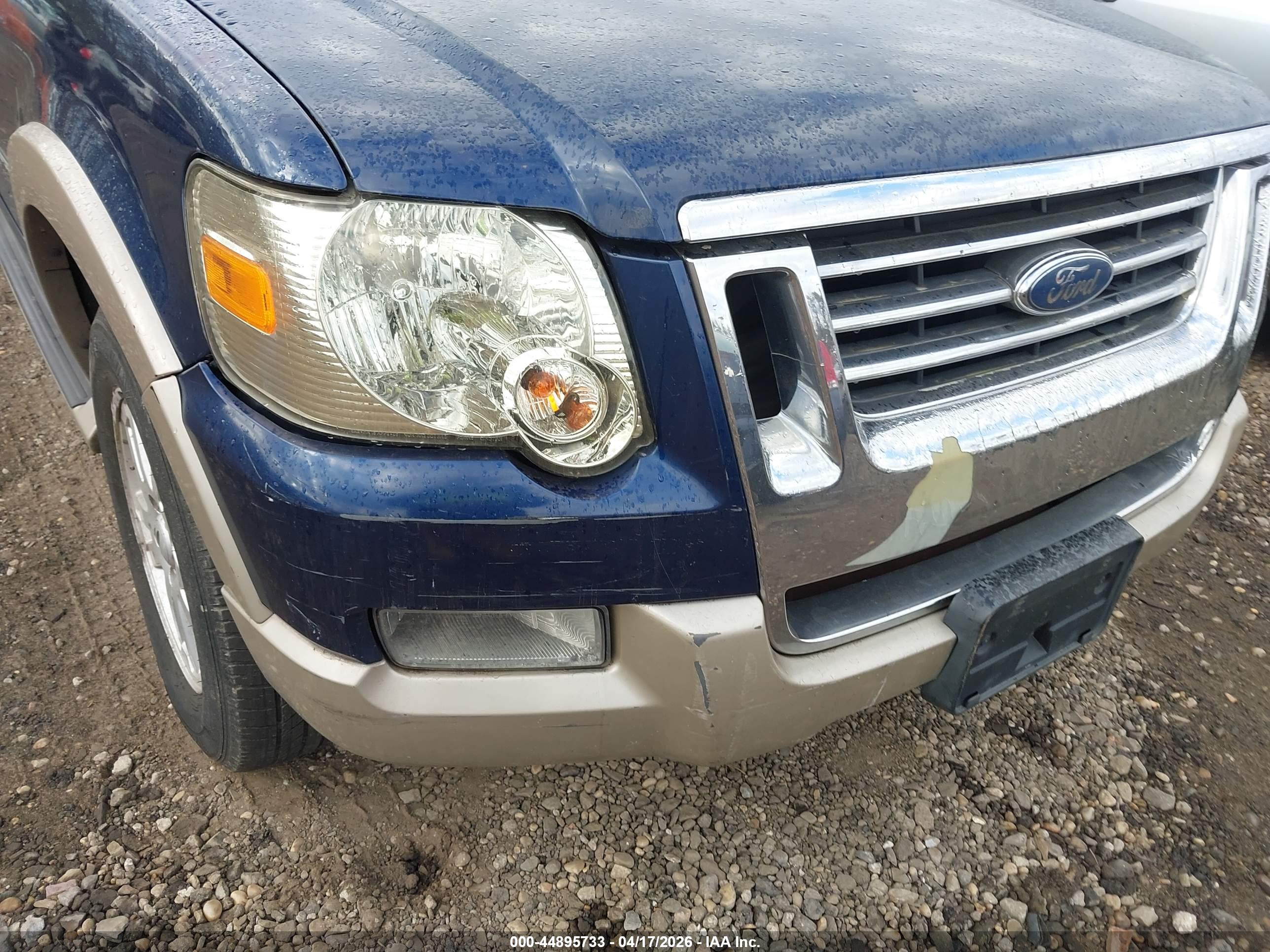 FORD EXPLORER image 6