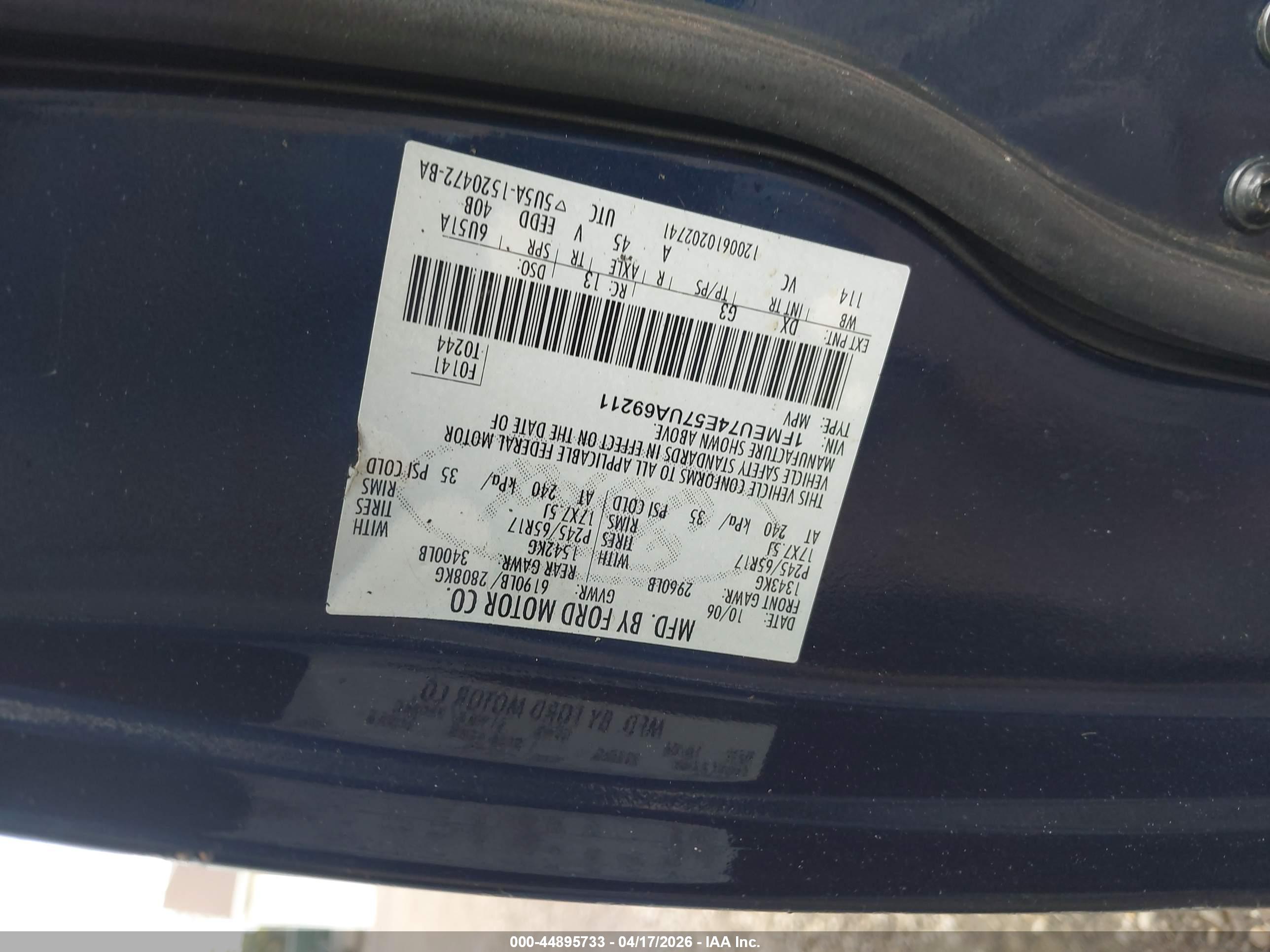 FORD EXPLORER image 9
