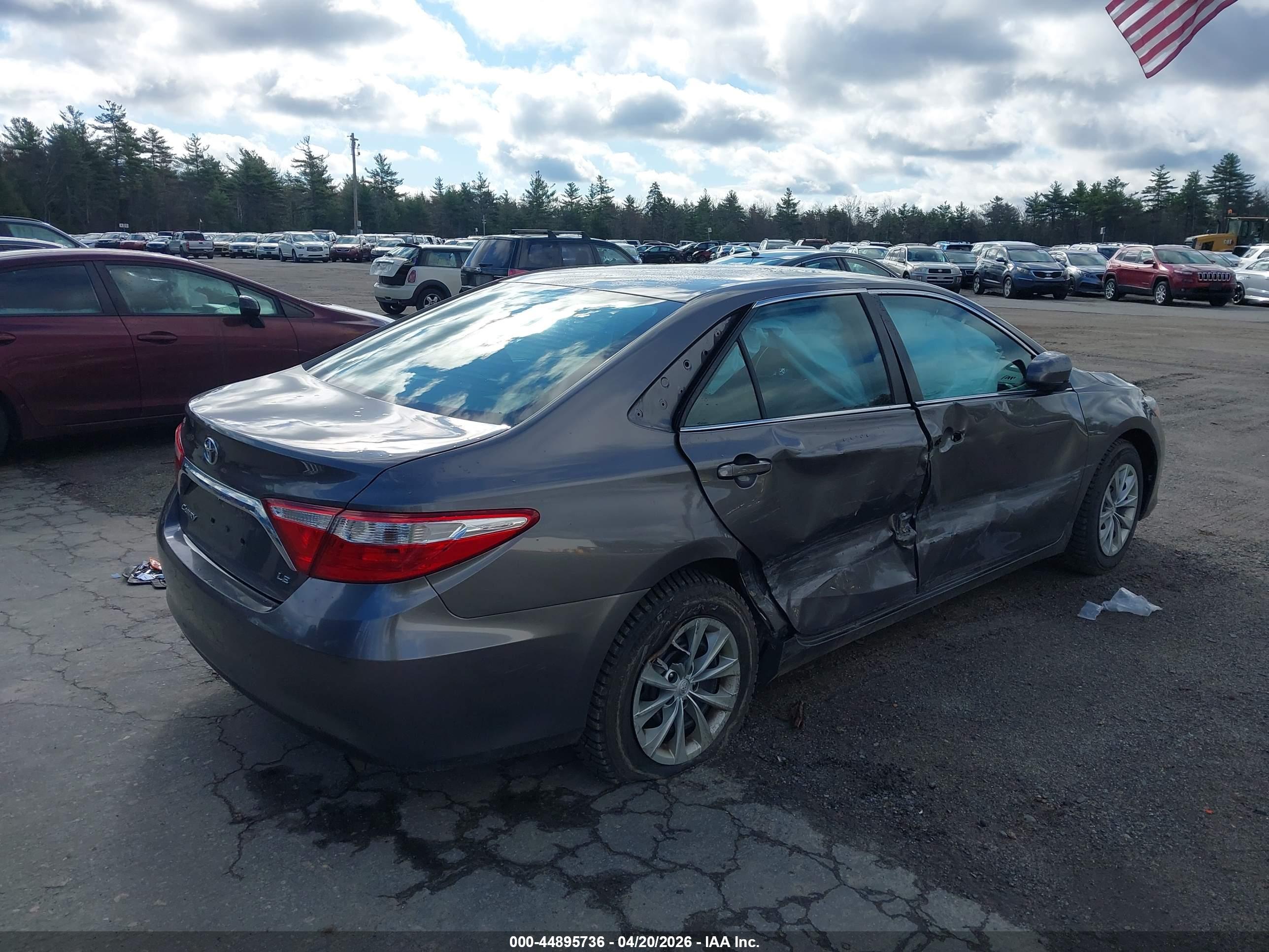 TOYOTA CAMRY image 4
