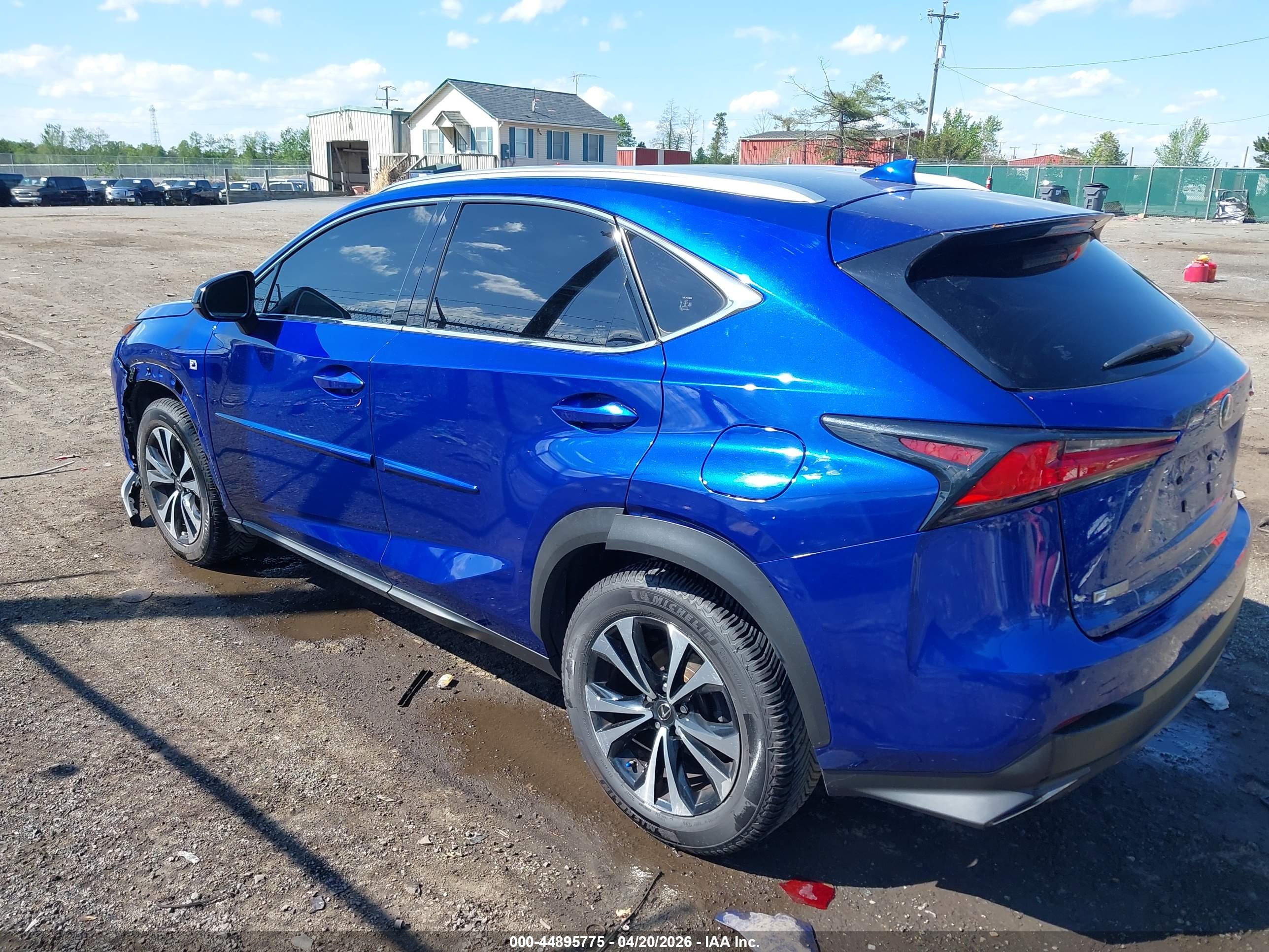 LEXUS NX image 3