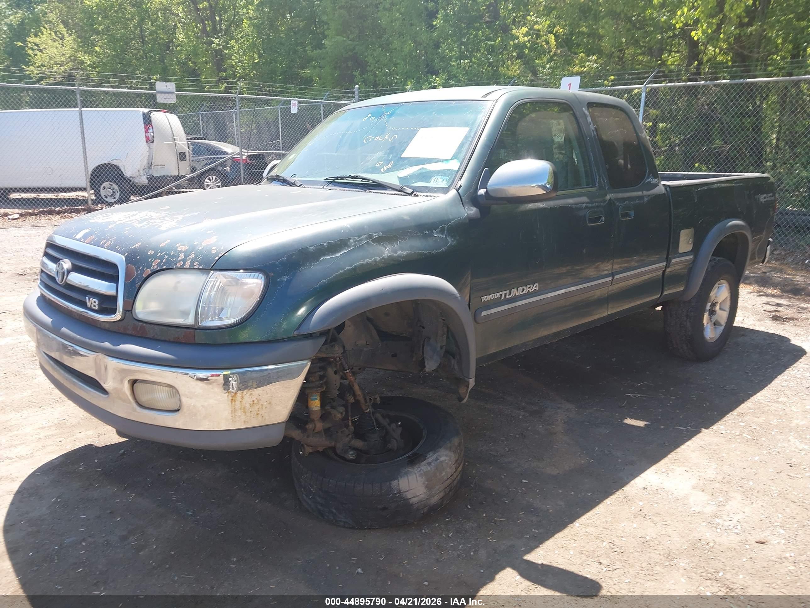 TOYOTA TUNDRA image 2