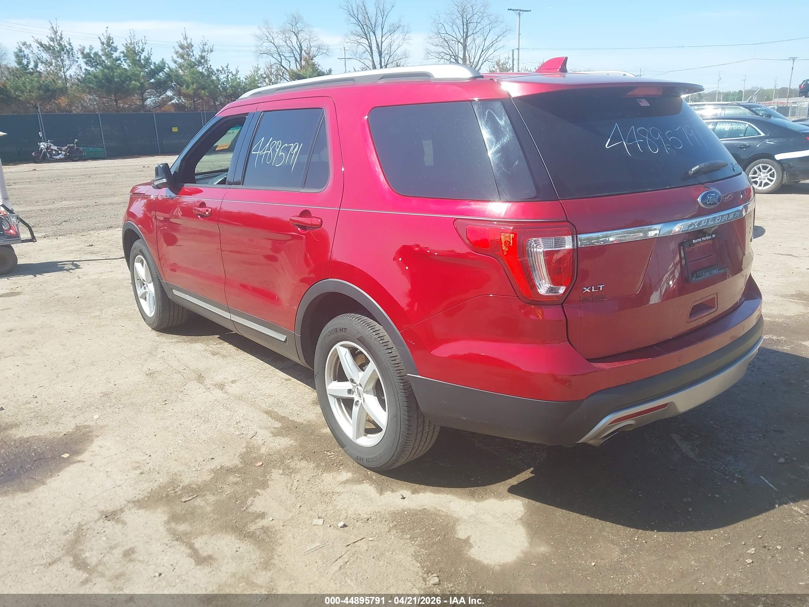 FORD EXPLORER image 3