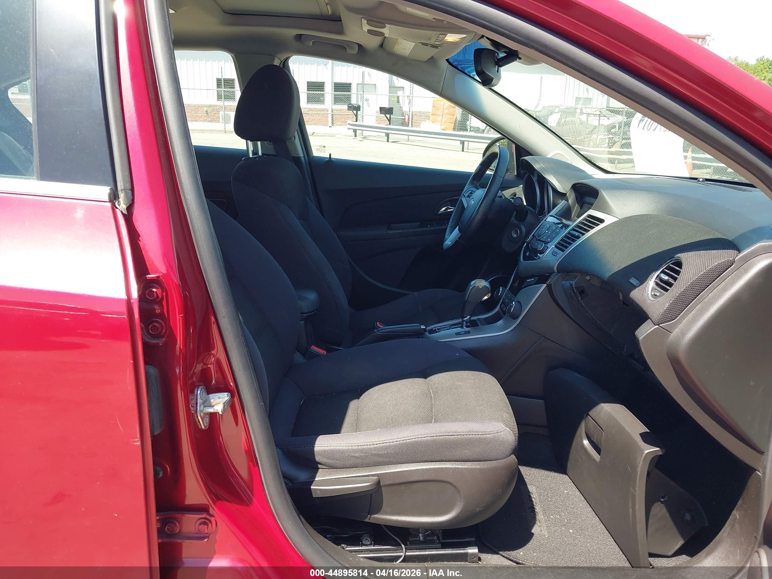 CHEVROLET CRUZE image 5