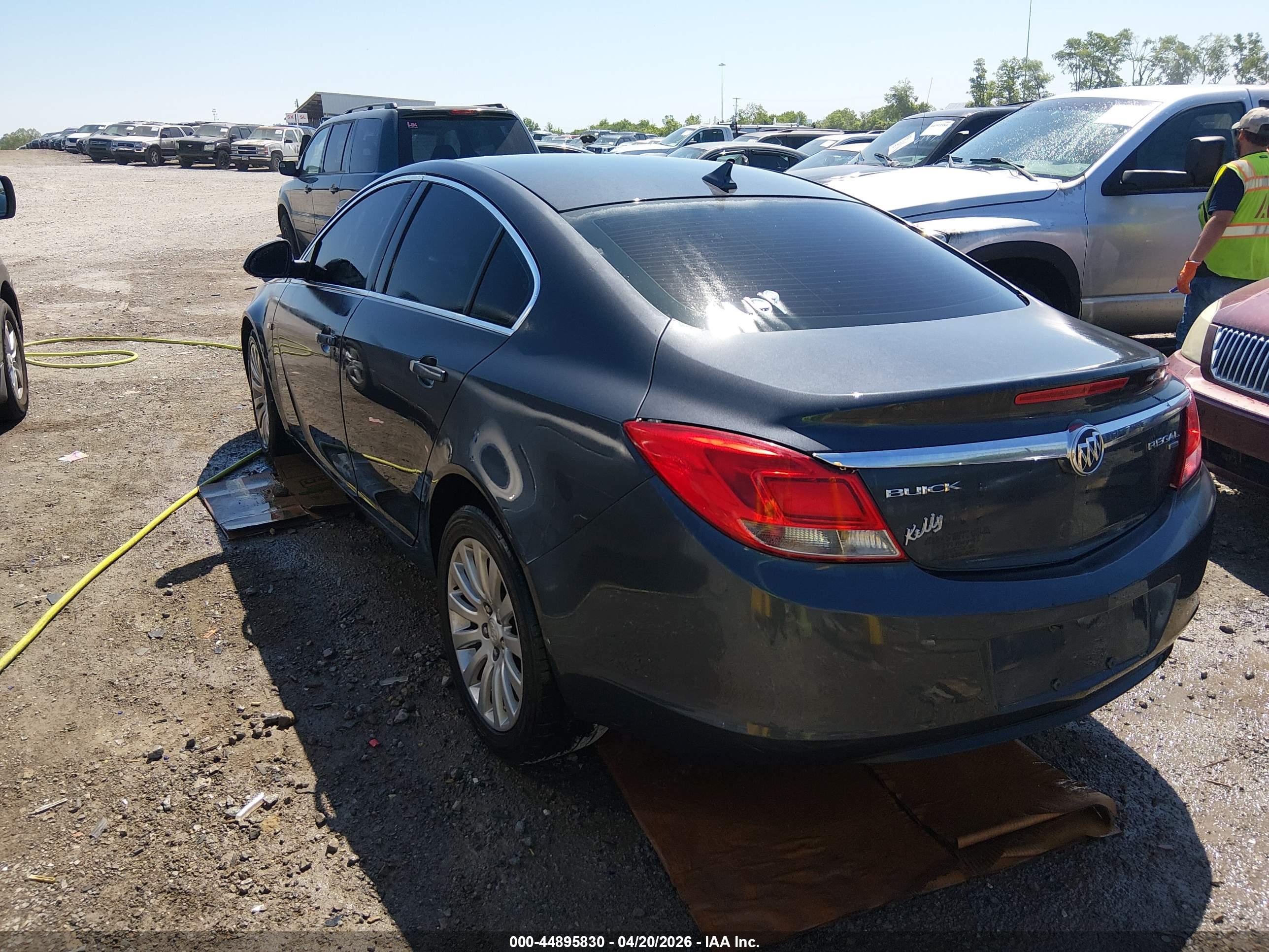 BUICK REGAL image 3