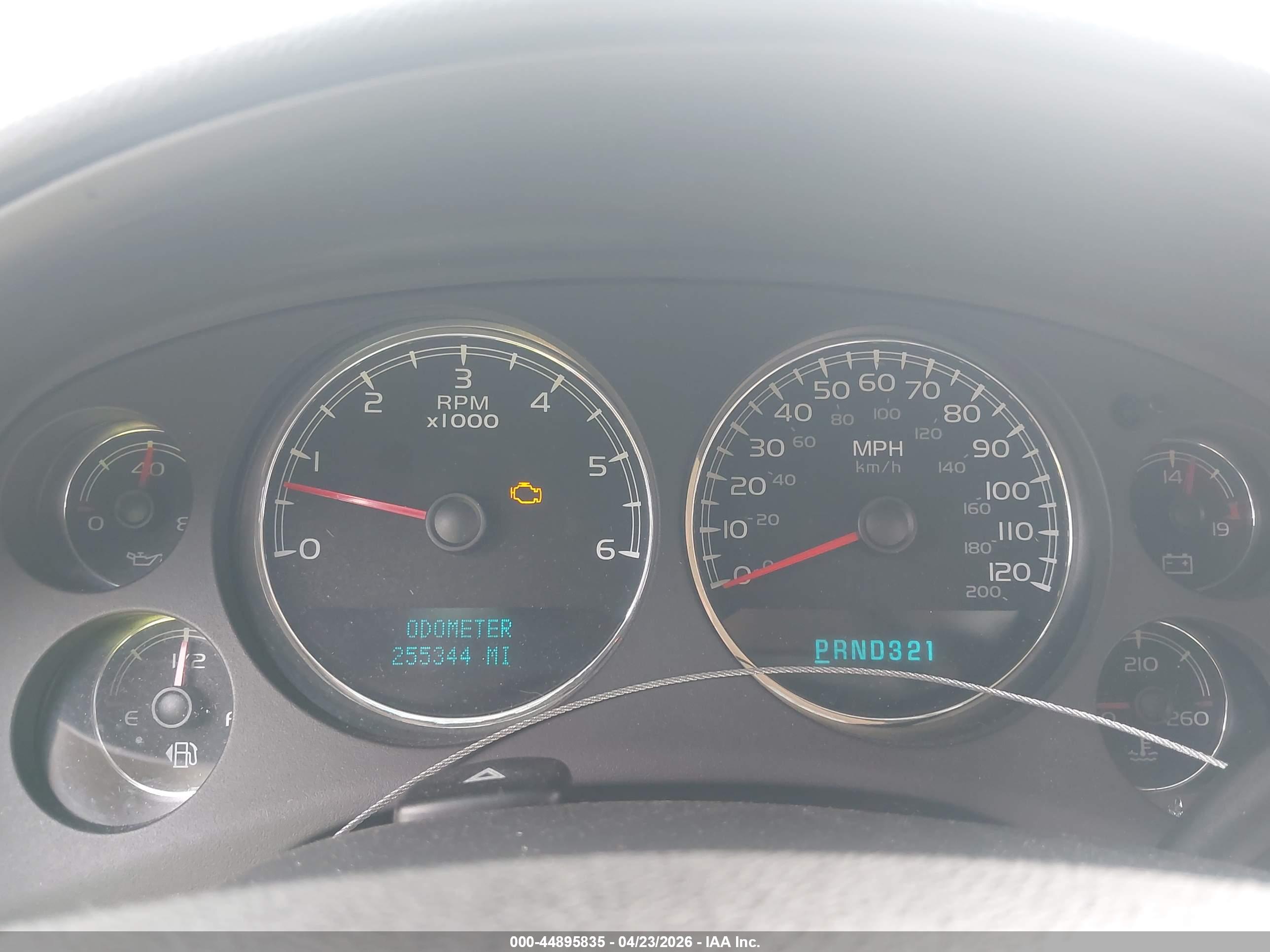 CHEVROLET TAHOE image 7