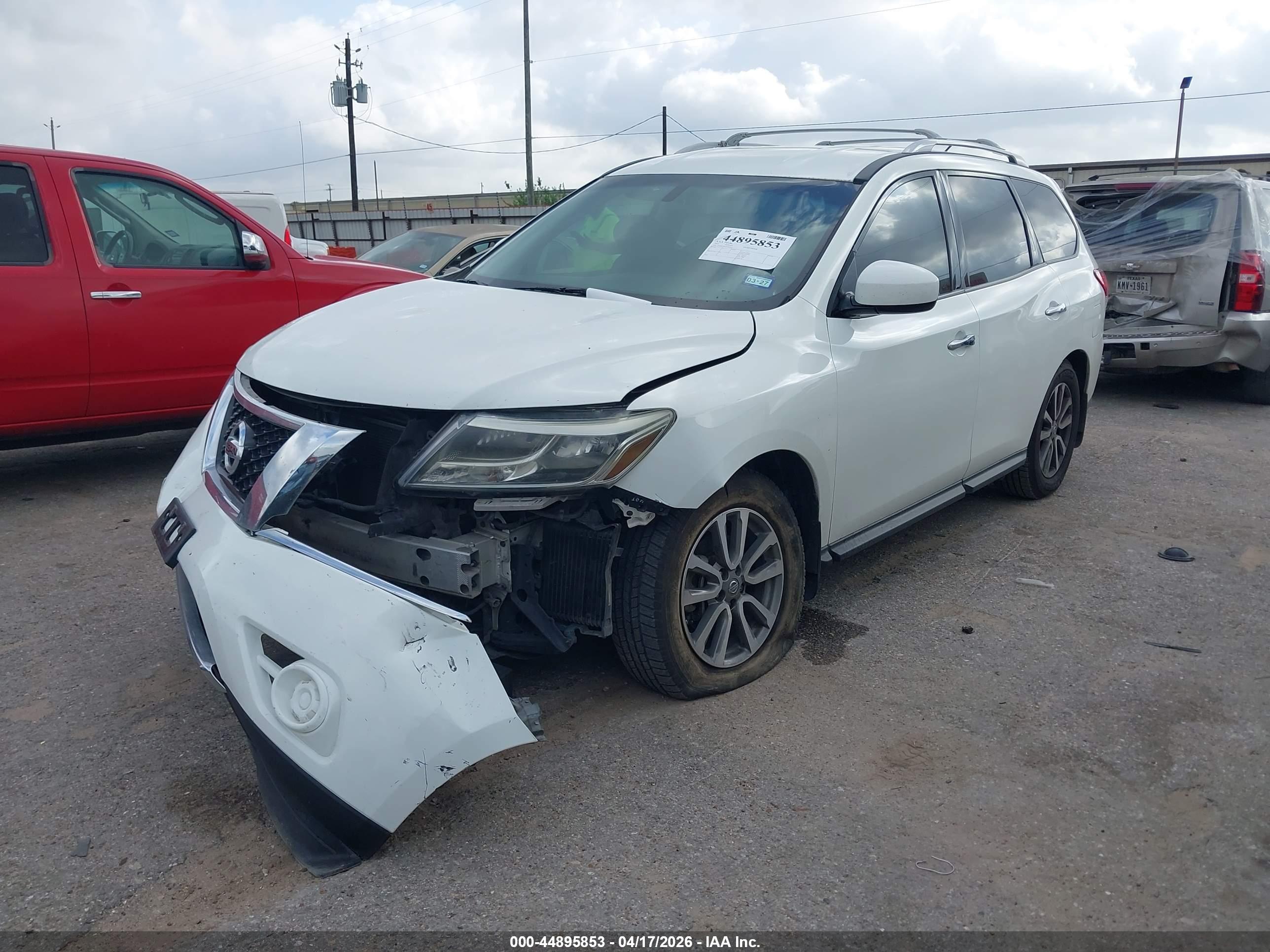 NISSAN PATHFINDER image 2