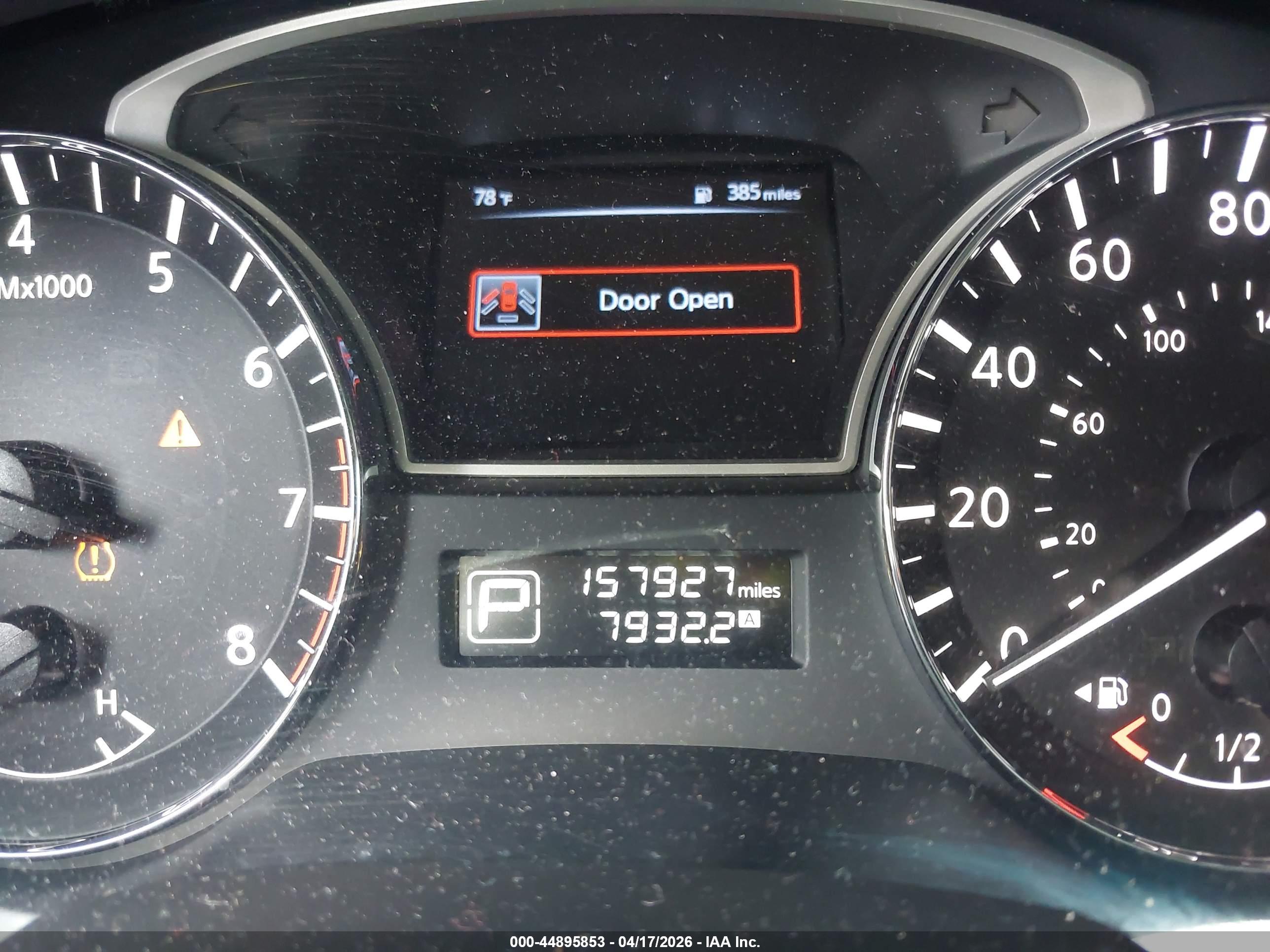 NISSAN PATHFINDER image 7