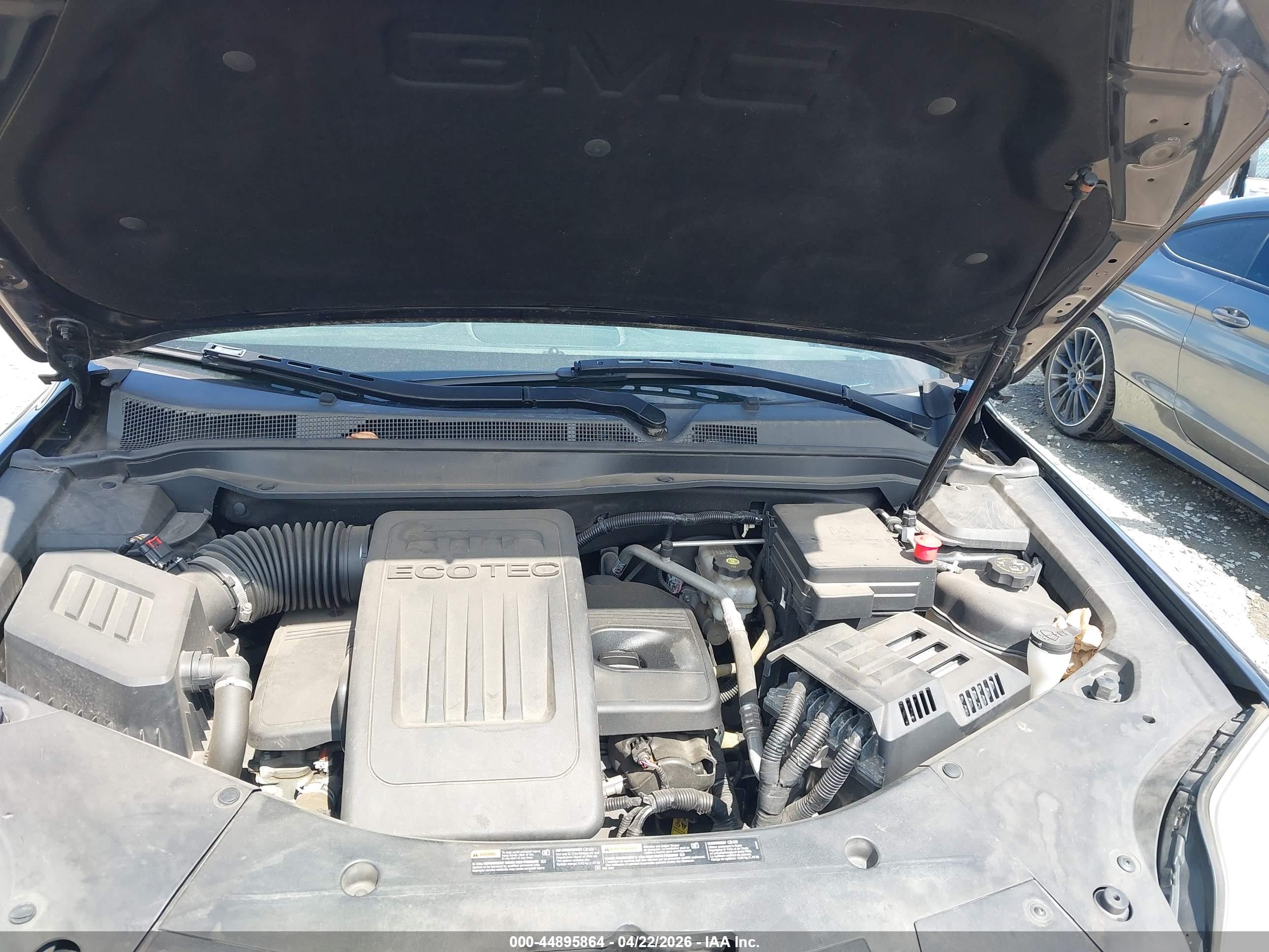 GMC TERRAIN image 10