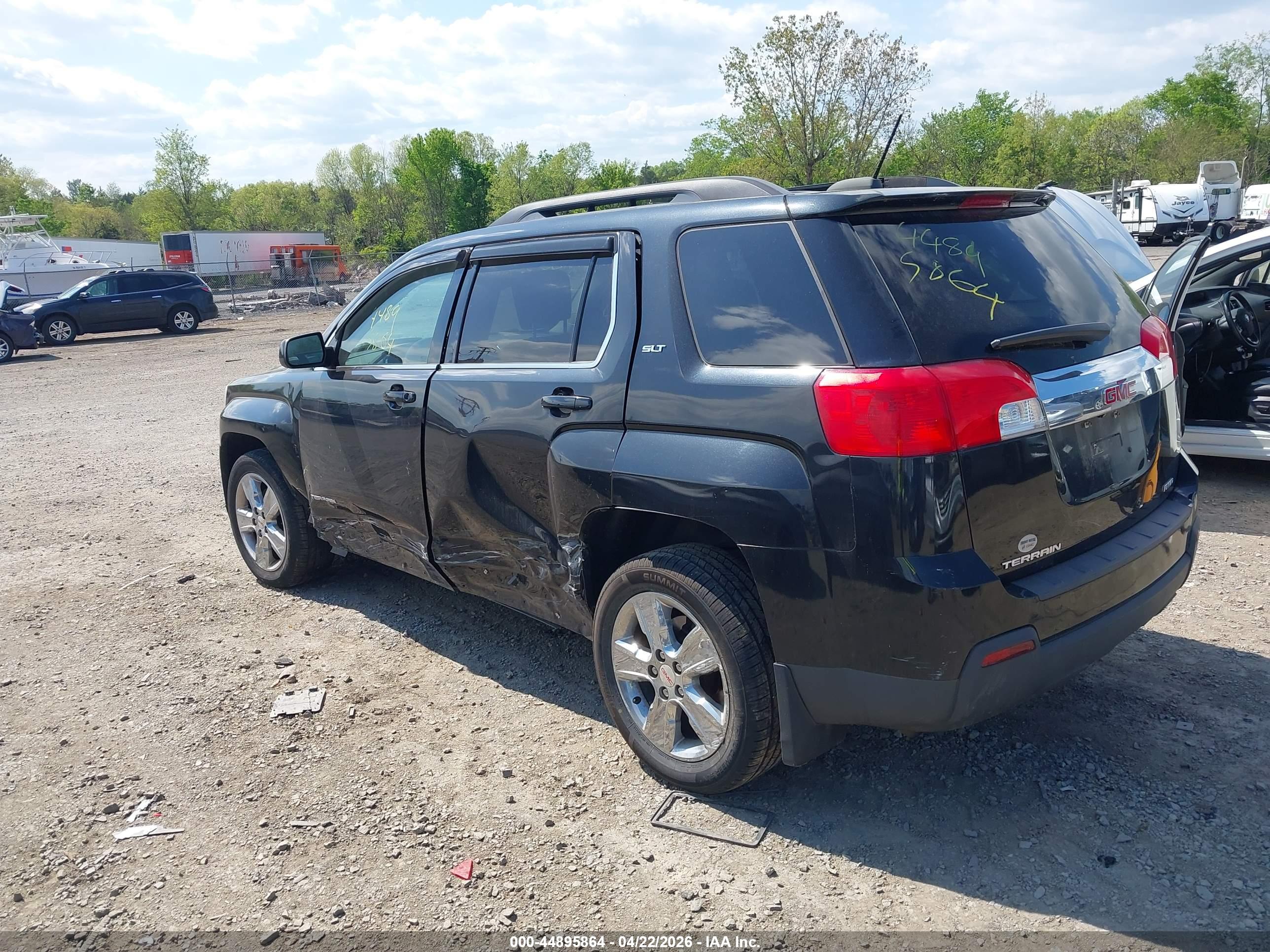 GMC TERRAIN image 3