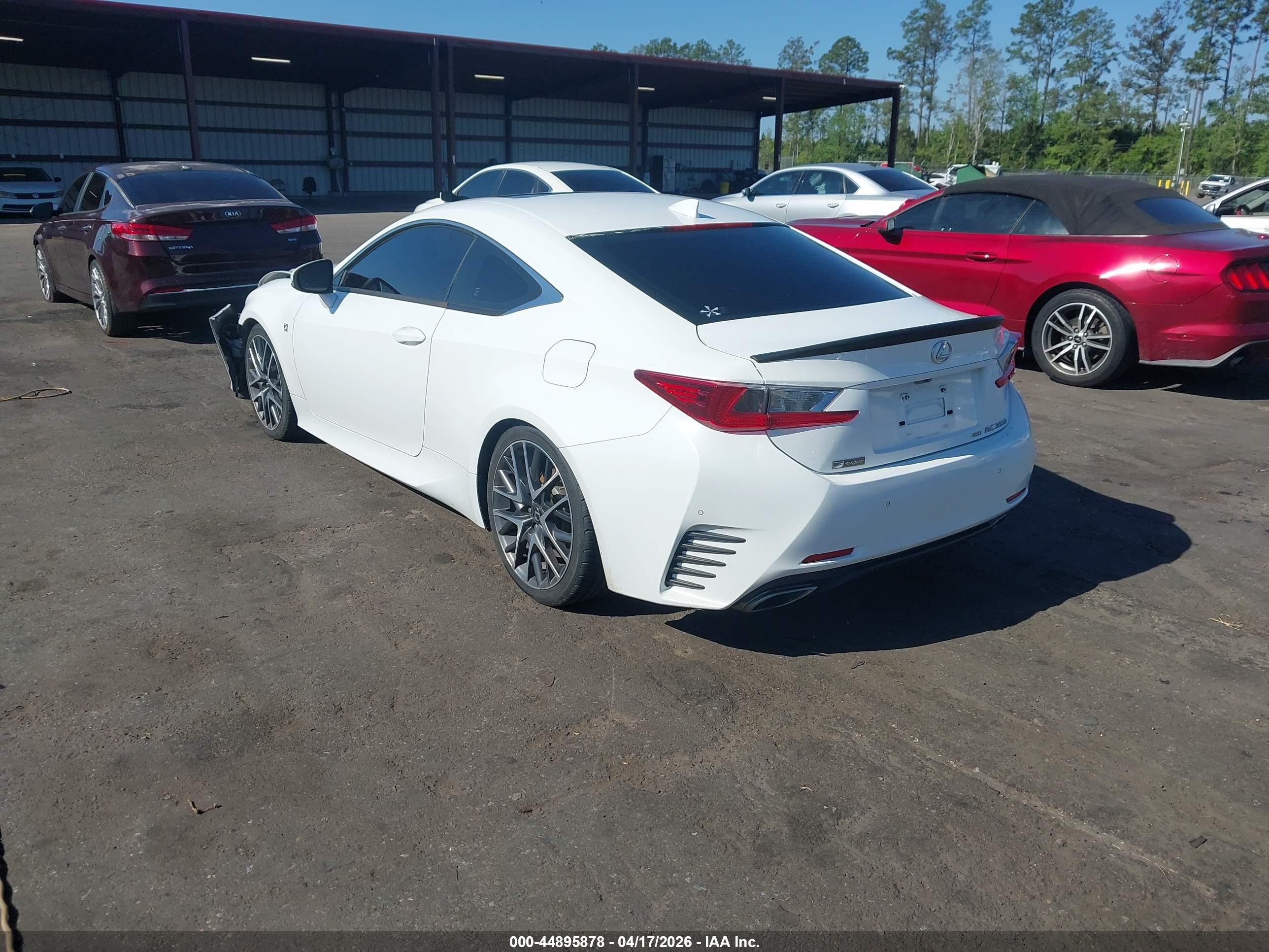 LEXUS RC image 3