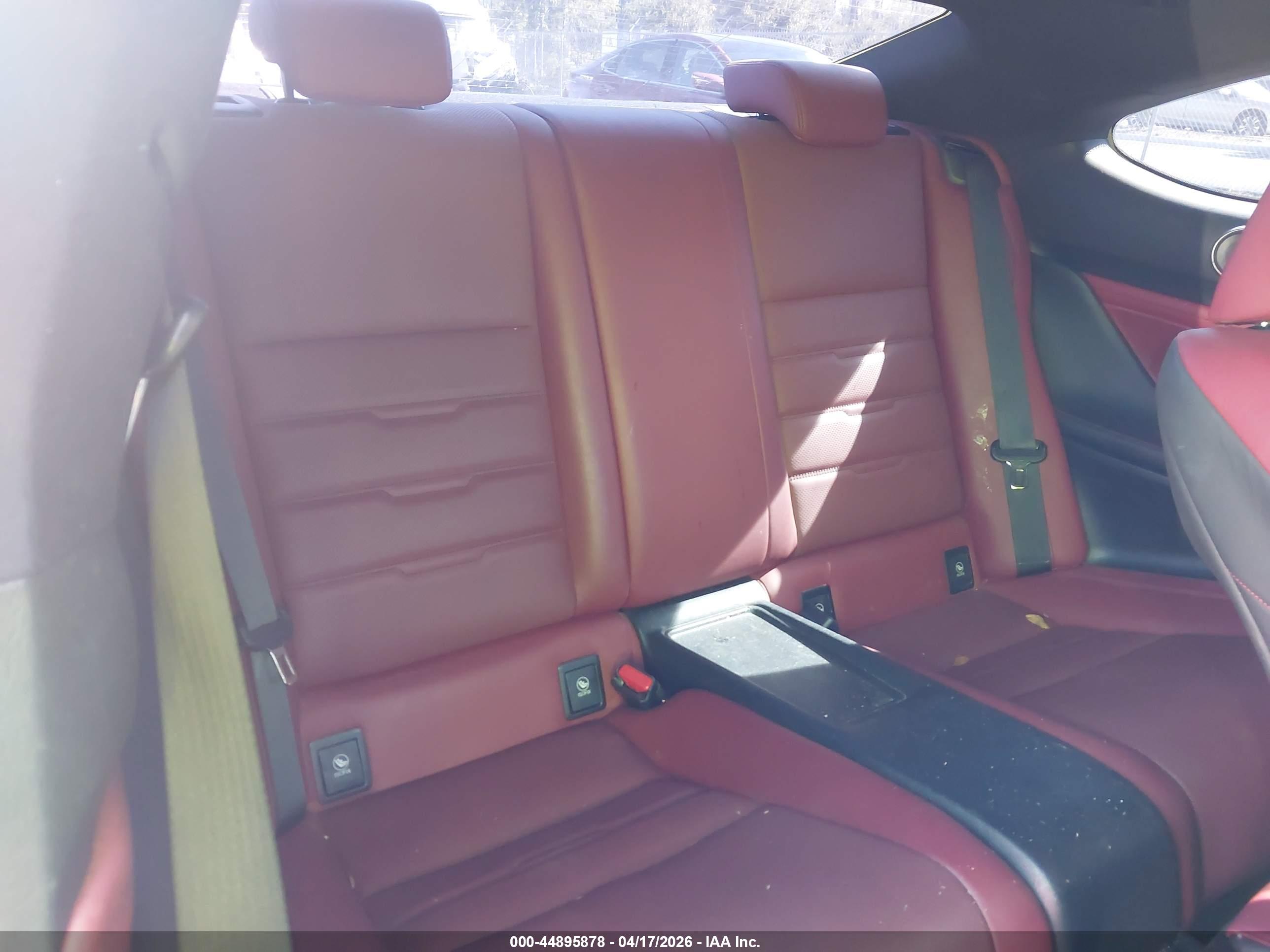 LEXUS RC image 8