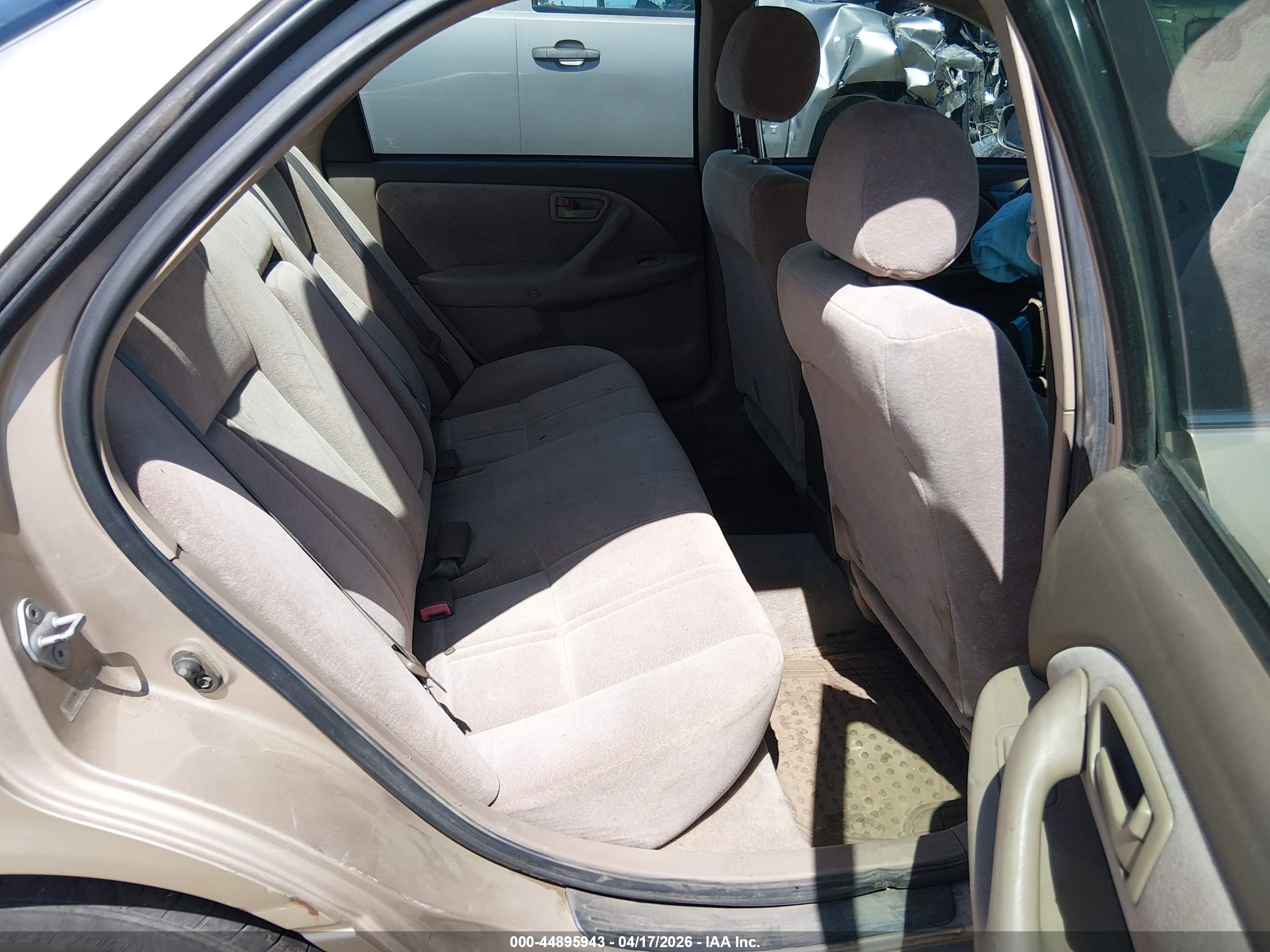 TOYOTA CAMRY image 8