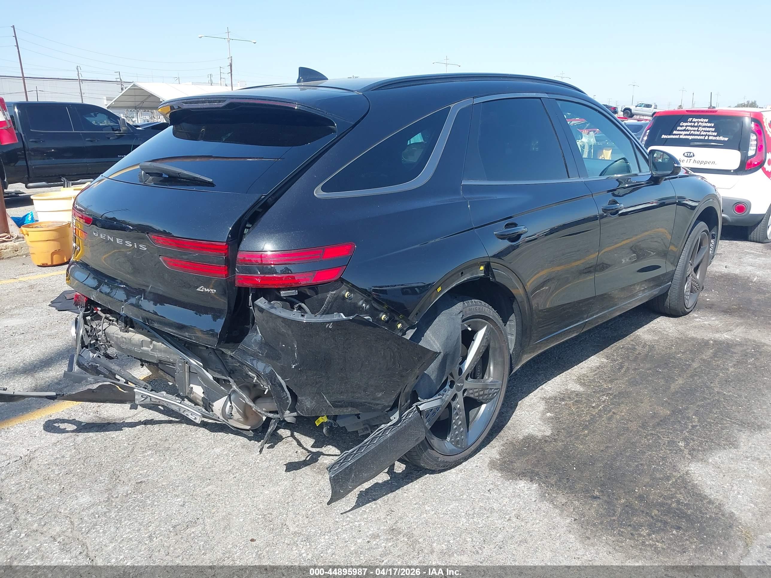 GENESIS GV70 image 4