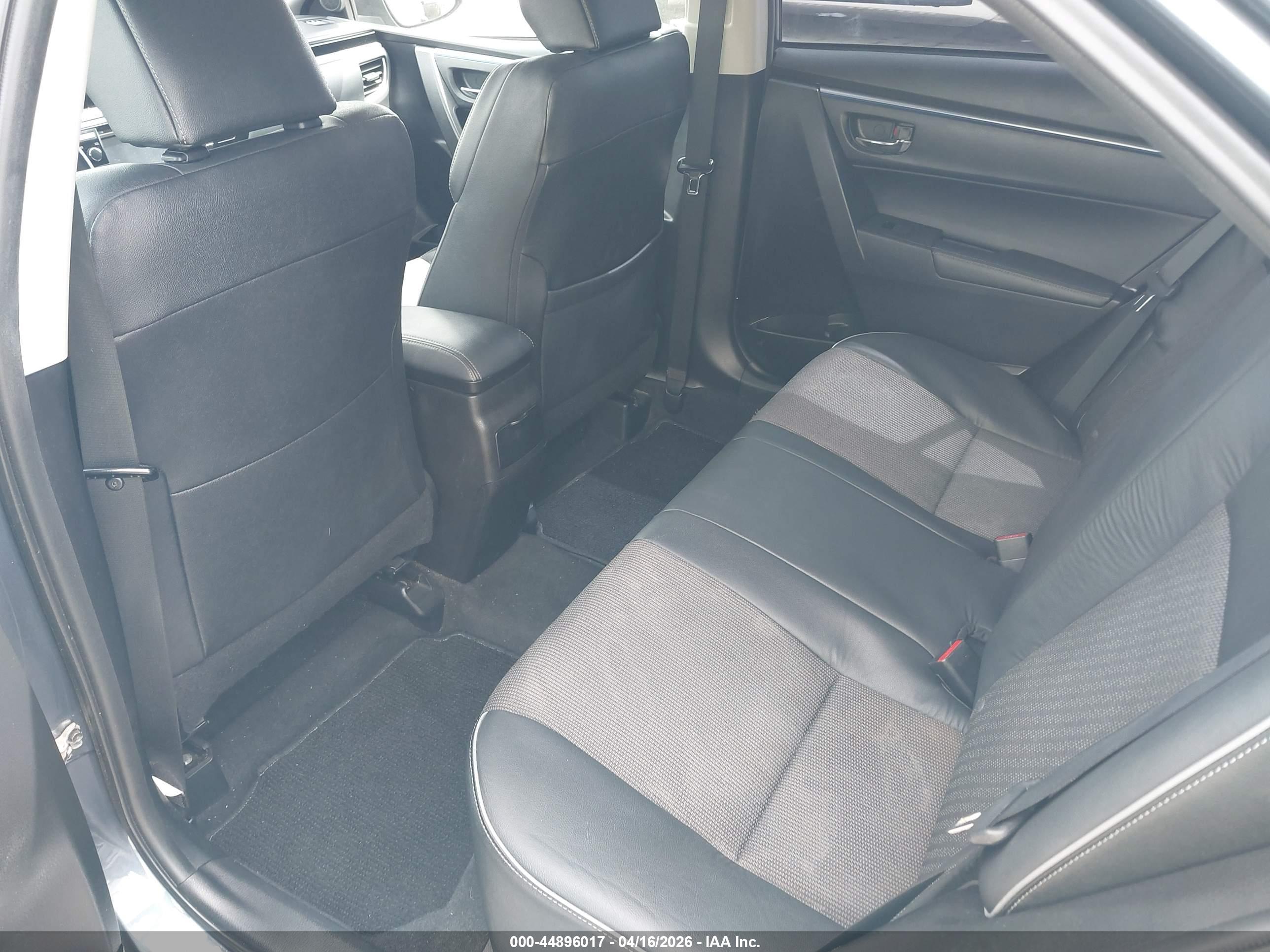 TOYOTA COROLLA image 8